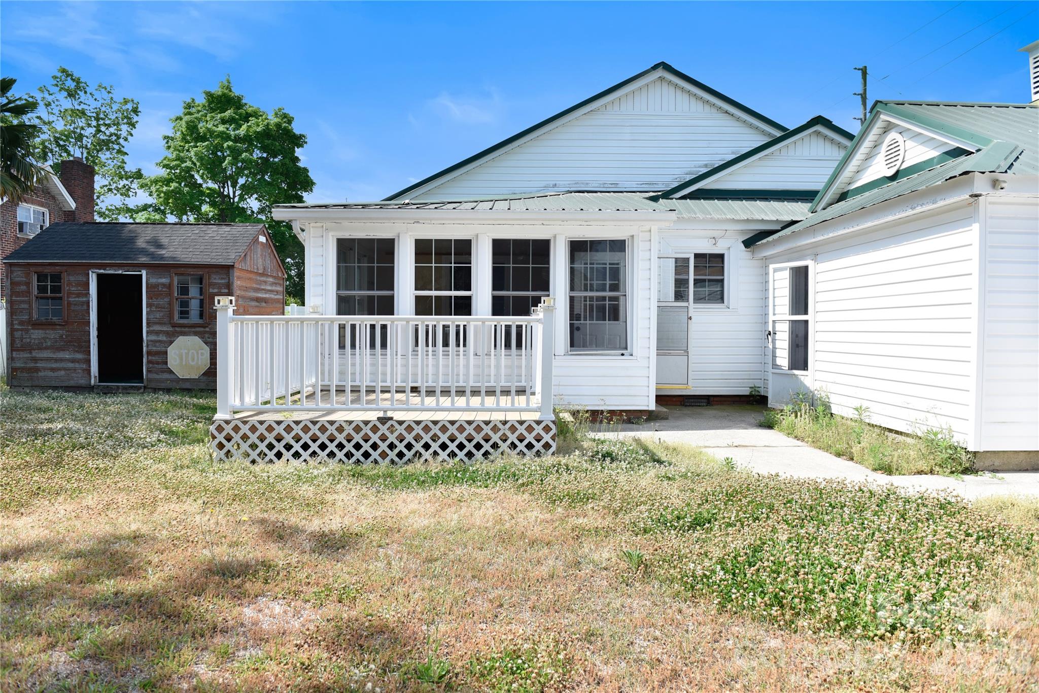 500 Godwin Avenue Property Photo 27