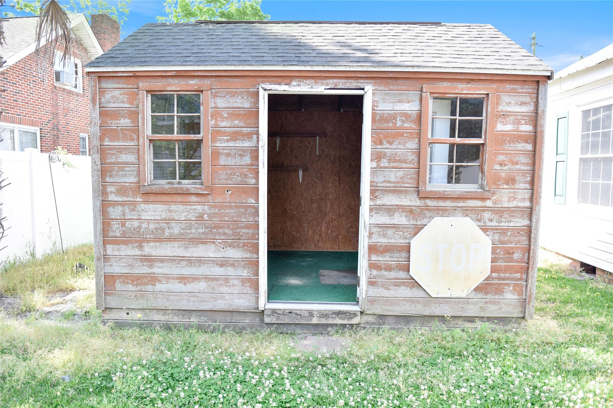 500 Godwin Avenue Property Photo 29