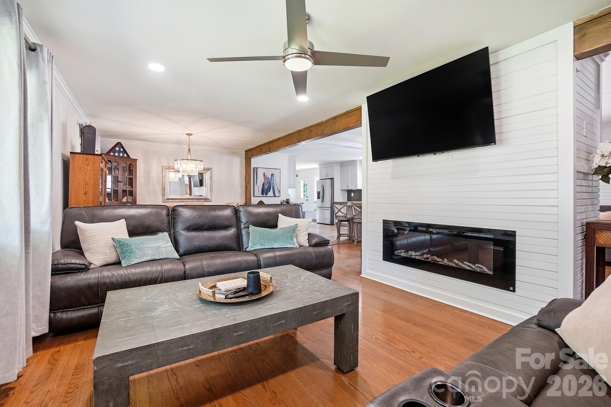 1405 Colony Road Property Photo 5