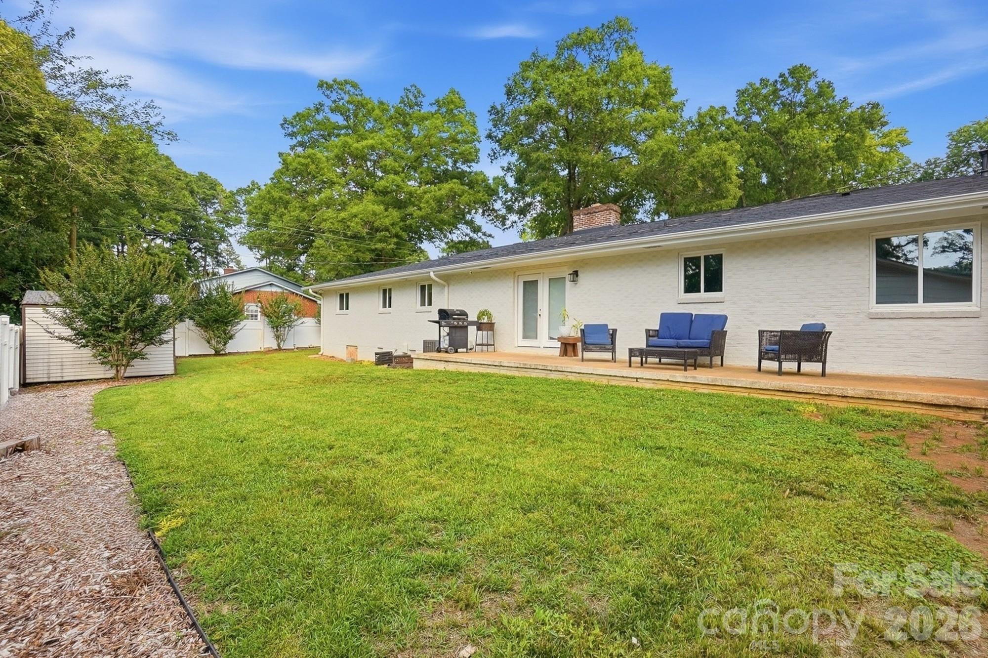 1405 Colony Road Property Photo 7