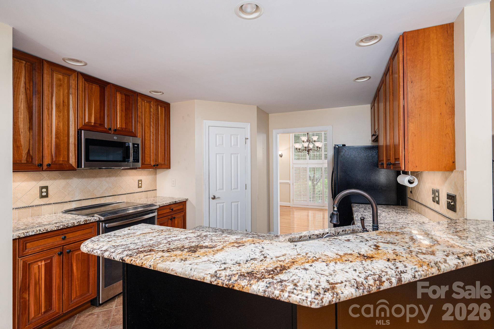 116 28th Avenue Property Photo 14
