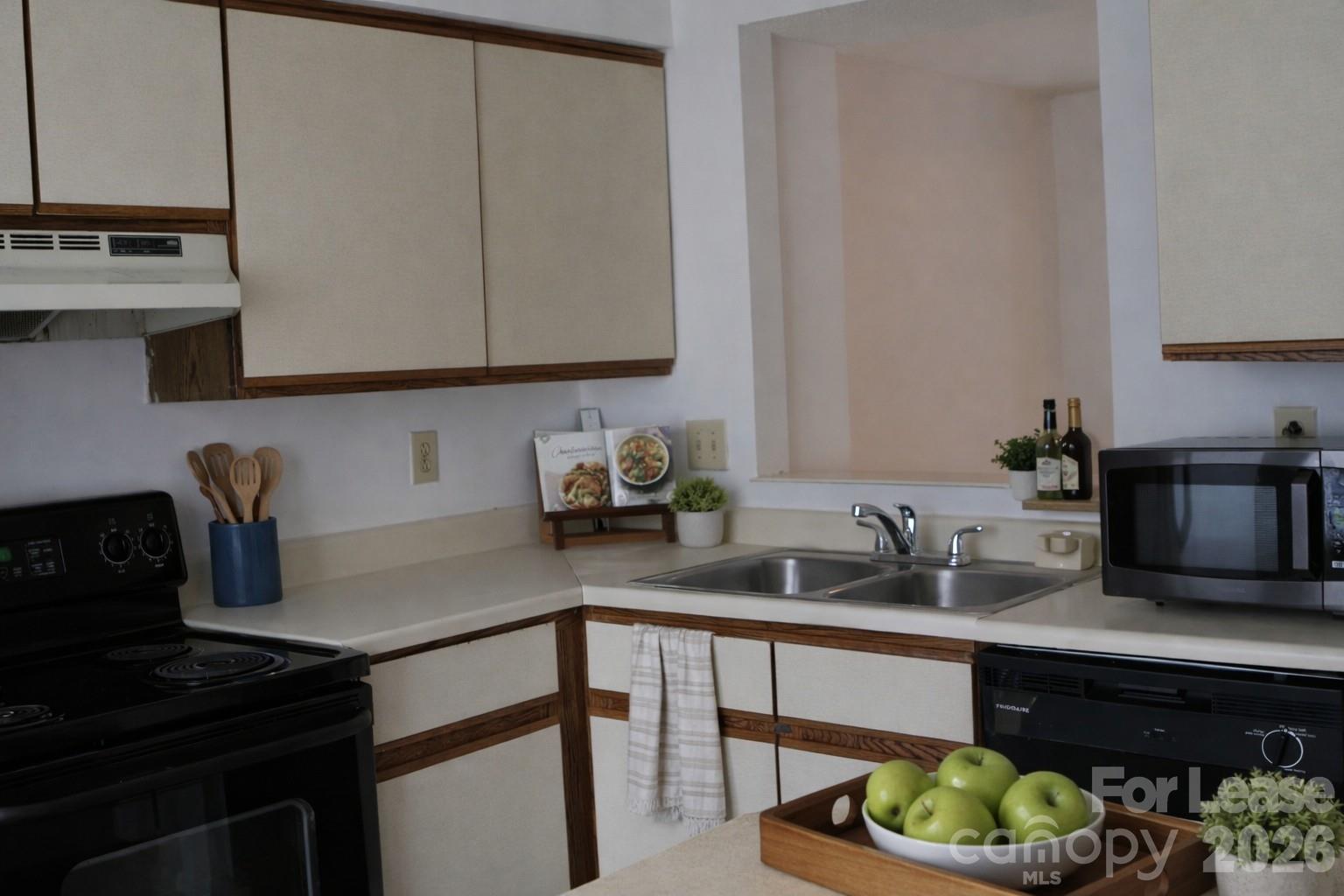 9626-c Vinca Circle Property Photo 4