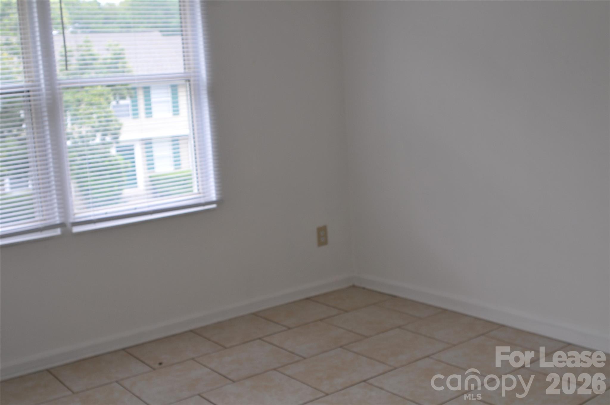 9626-c Vinca Circle Property Photo 10