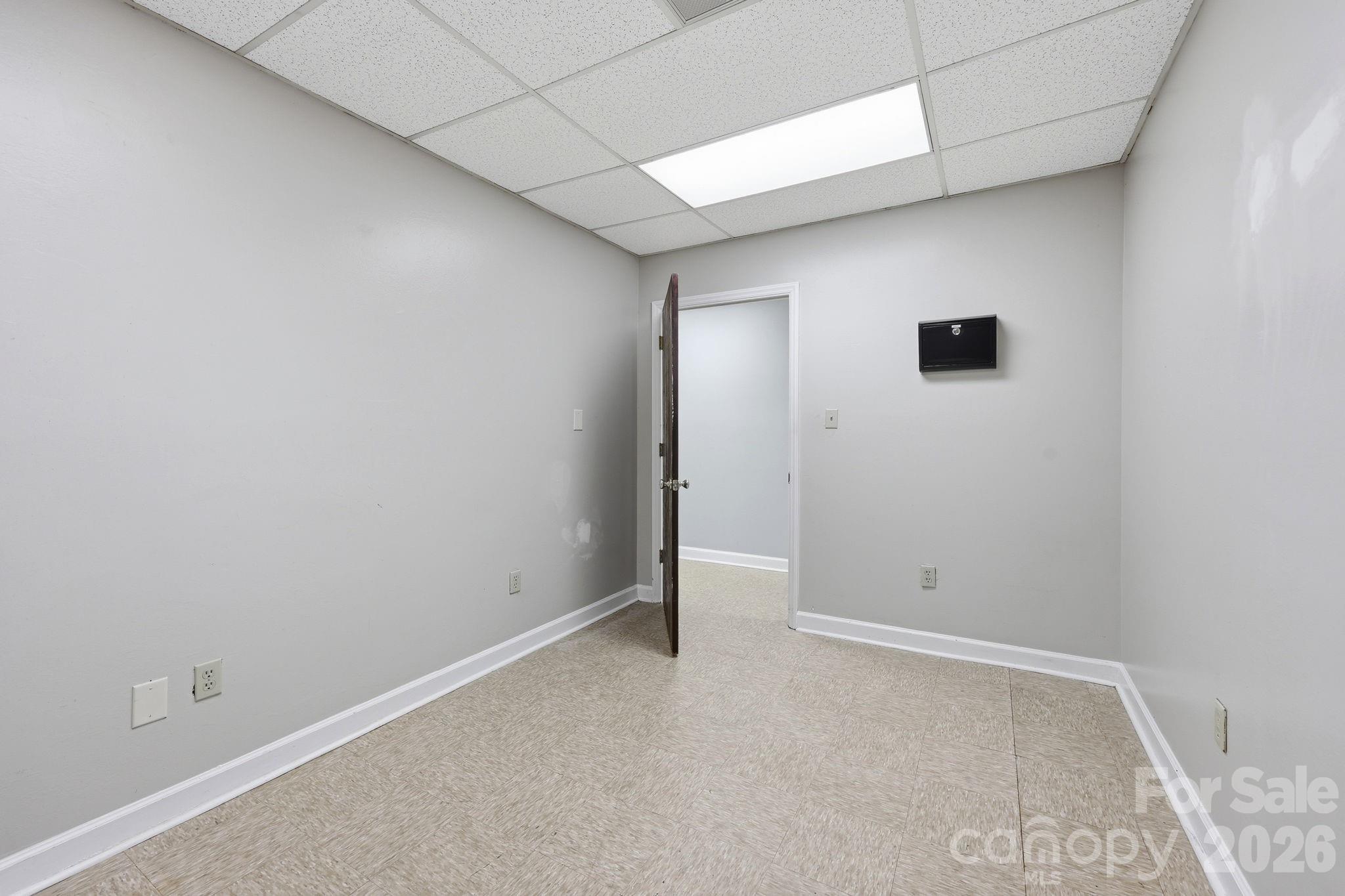 1819 John Moore Road Property Photo 16