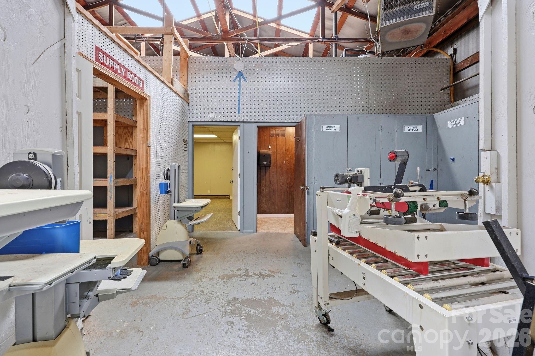 1819 John Moore Road Property Photo 25
