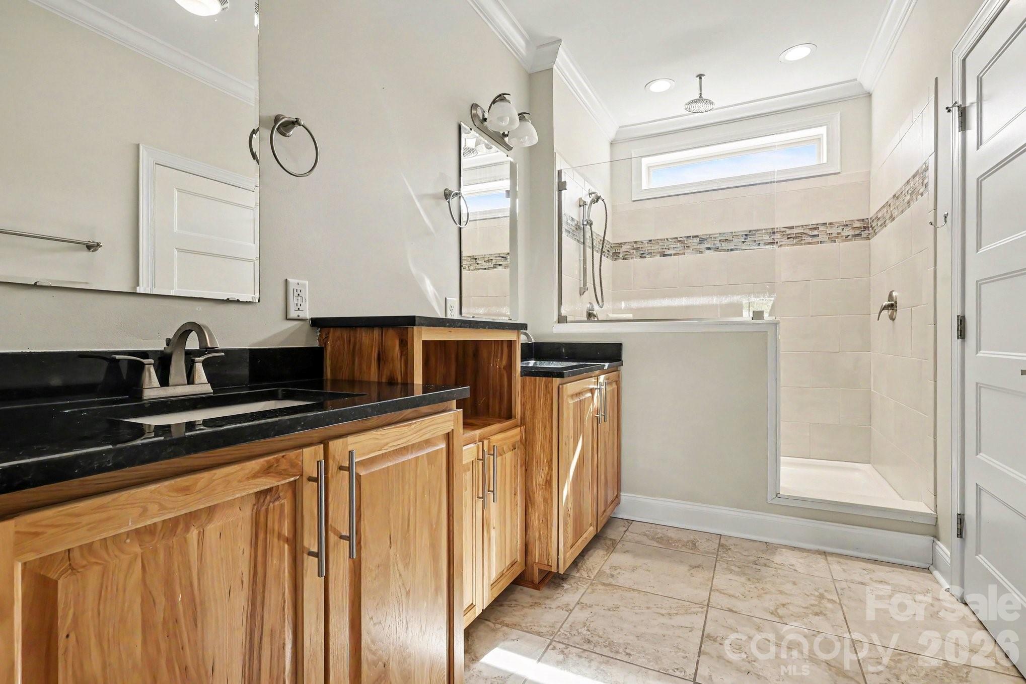 168 Triple Fairways Drive Property Photo 13
