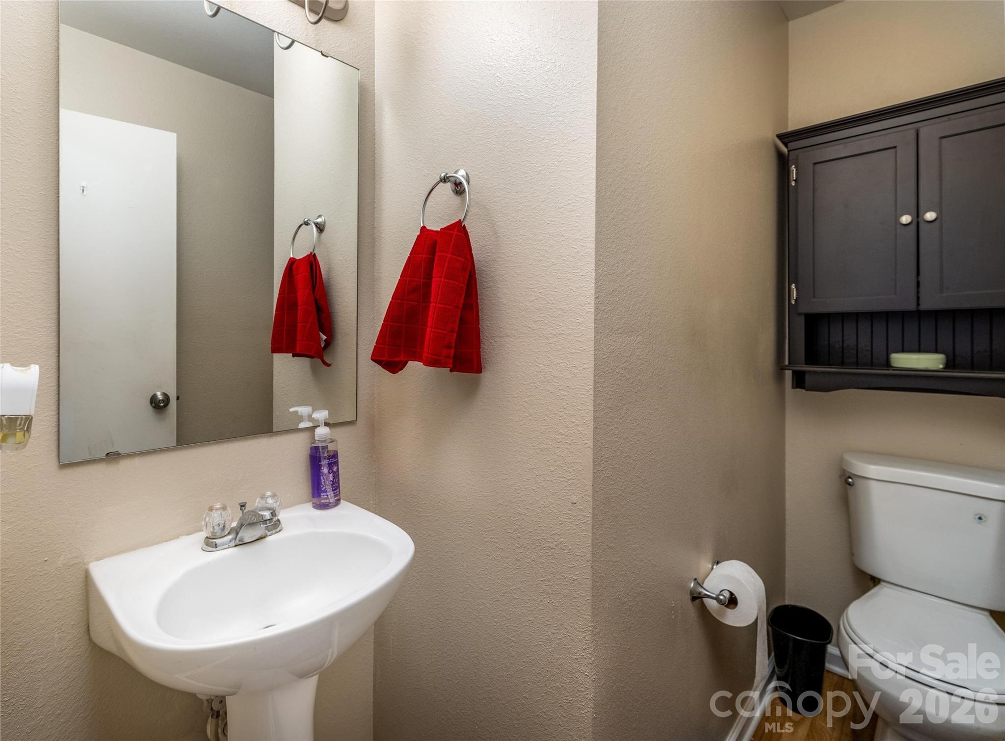 7343 Fox Point Drive Property Photo 6