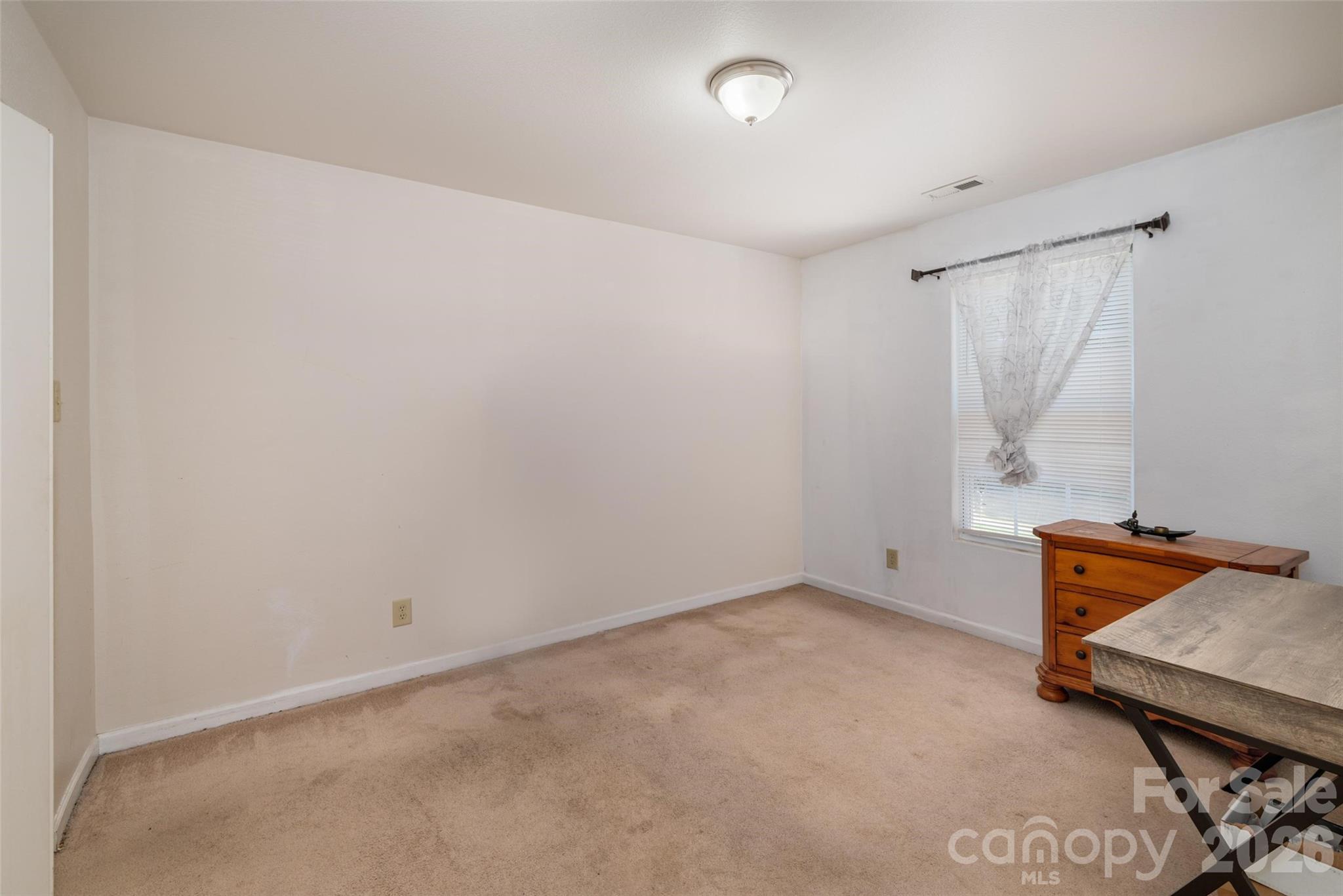 7343 Fox Point Drive Property Photo 17