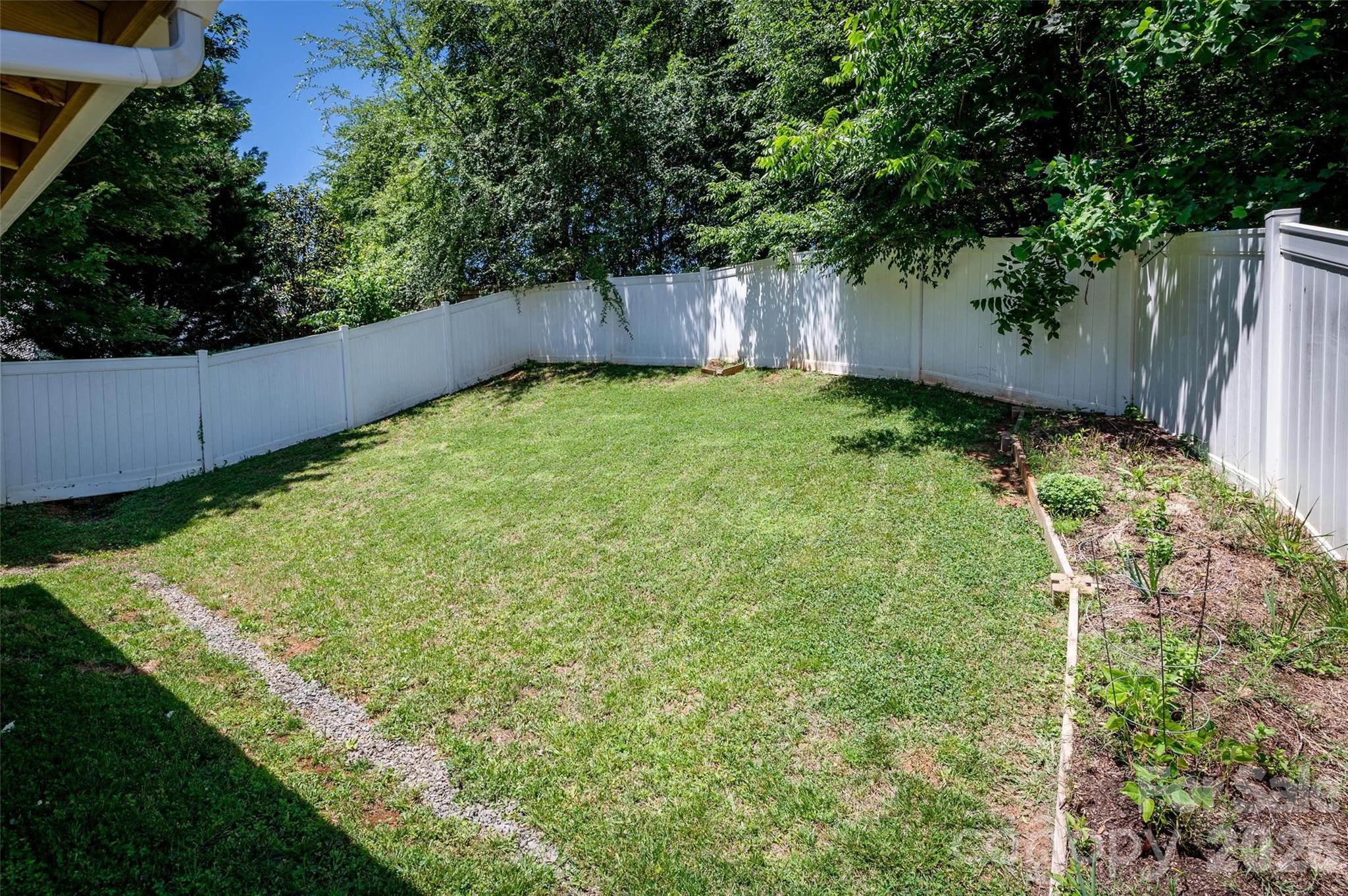 7343 Fox Point Drive Property Photo 22
