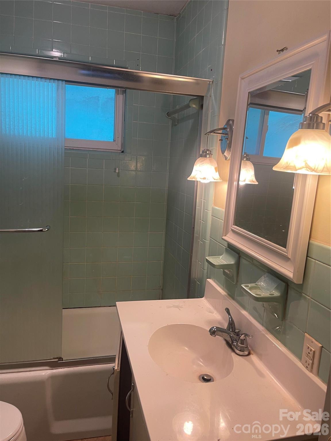 244 Tabor Drive Property Photo 8
