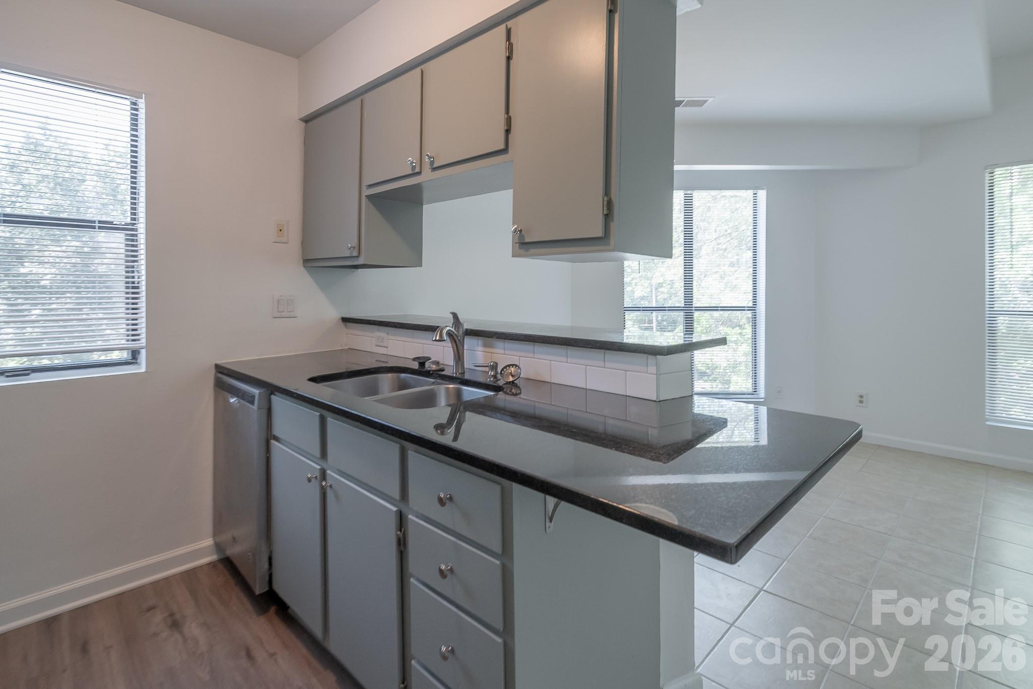 8216 Cedar Glen Drive Property Photo 3