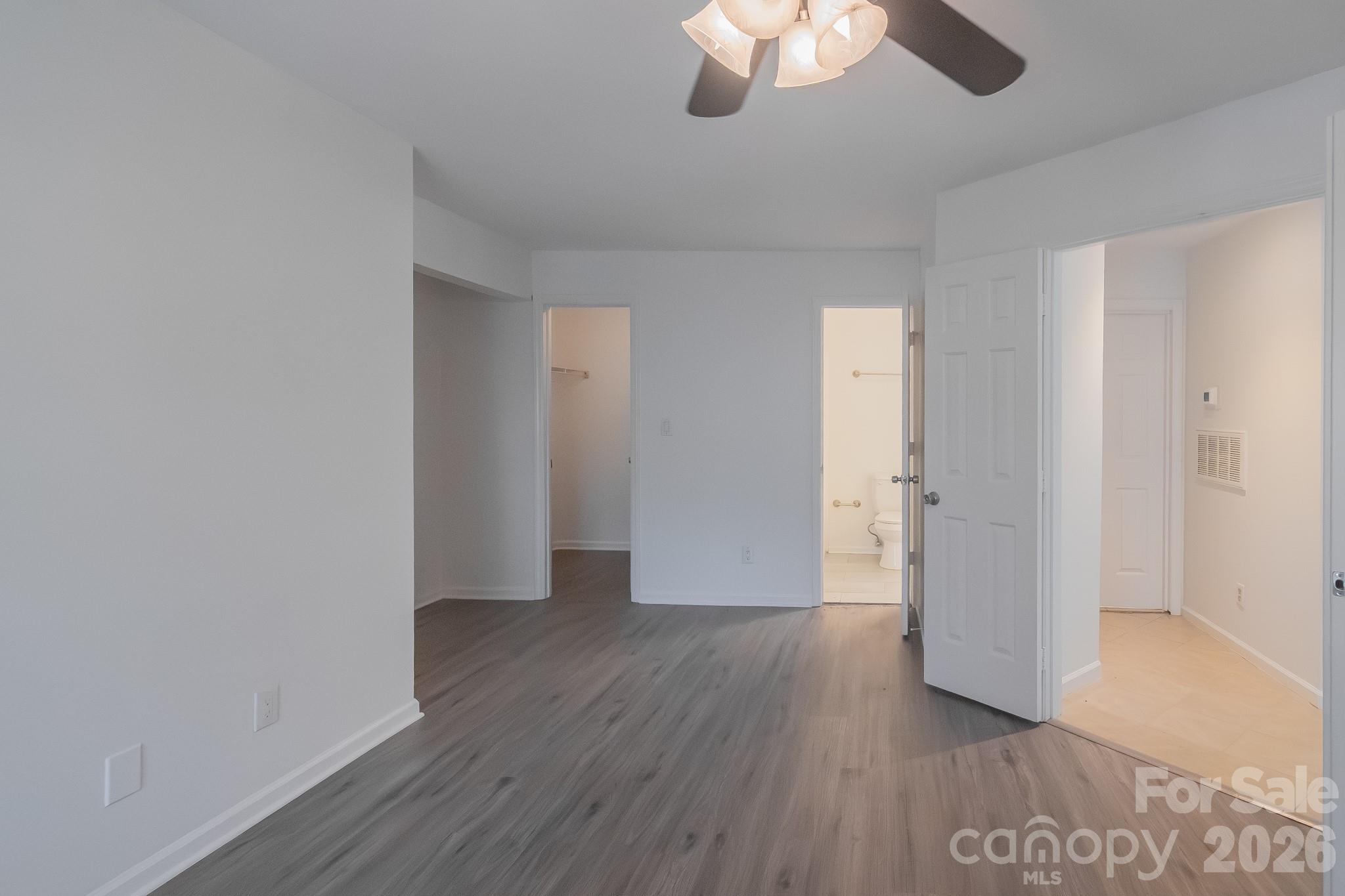 8216 Cedar Glen Drive Property Photo 11