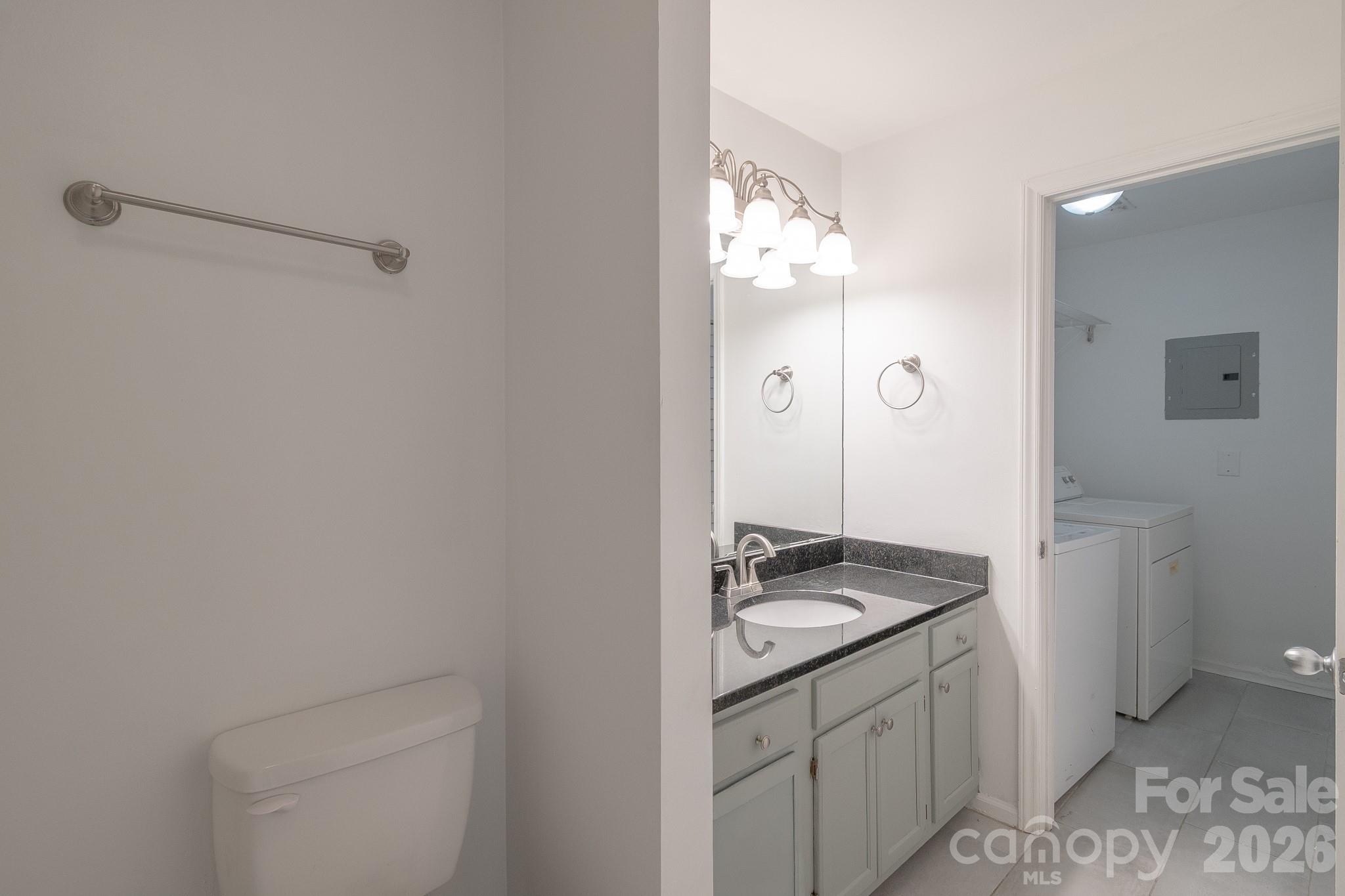 8216 Cedar Glen Drive Property Photo 15