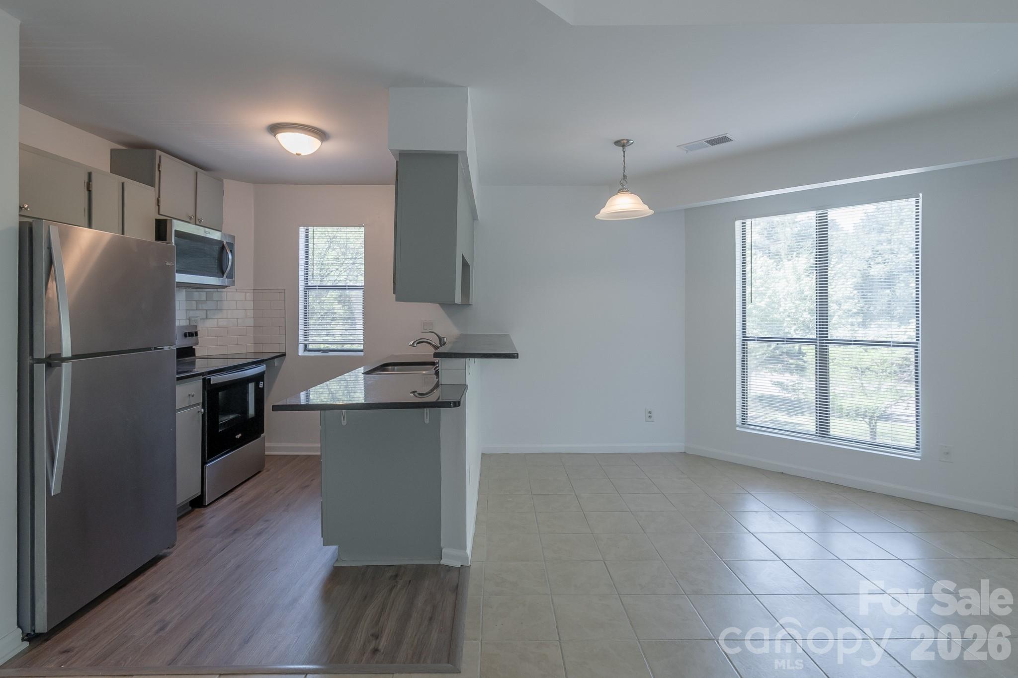 8216 Cedar Glen Drive Property Photo 22