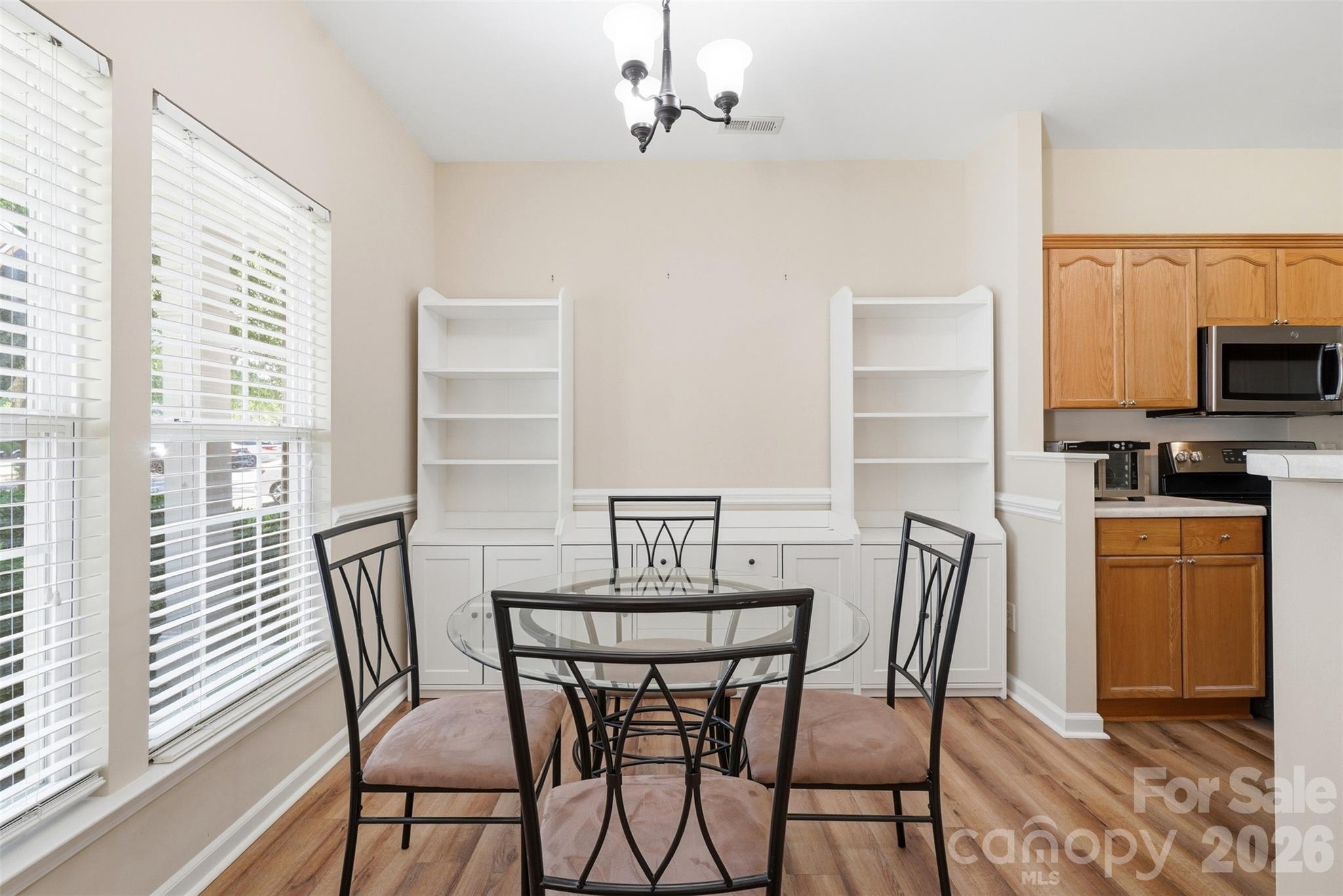6072 Sapwood Court Property Photo 9