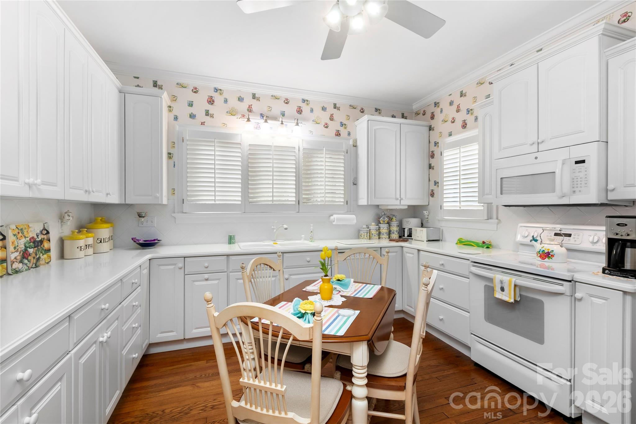 1518 Greenville Highway Property Photo 17