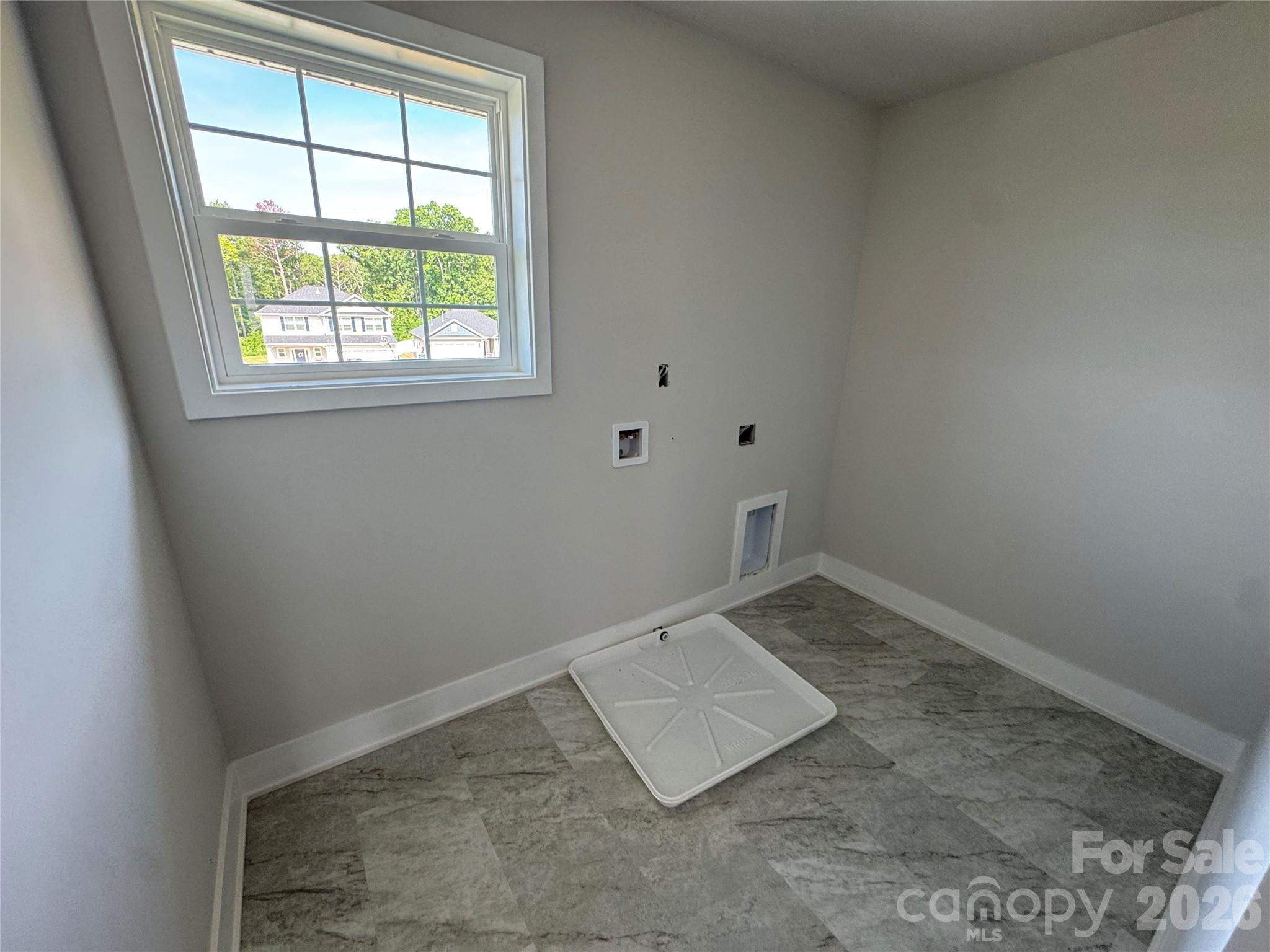 708 Inwood Hill Drive 12 Property Photo 18