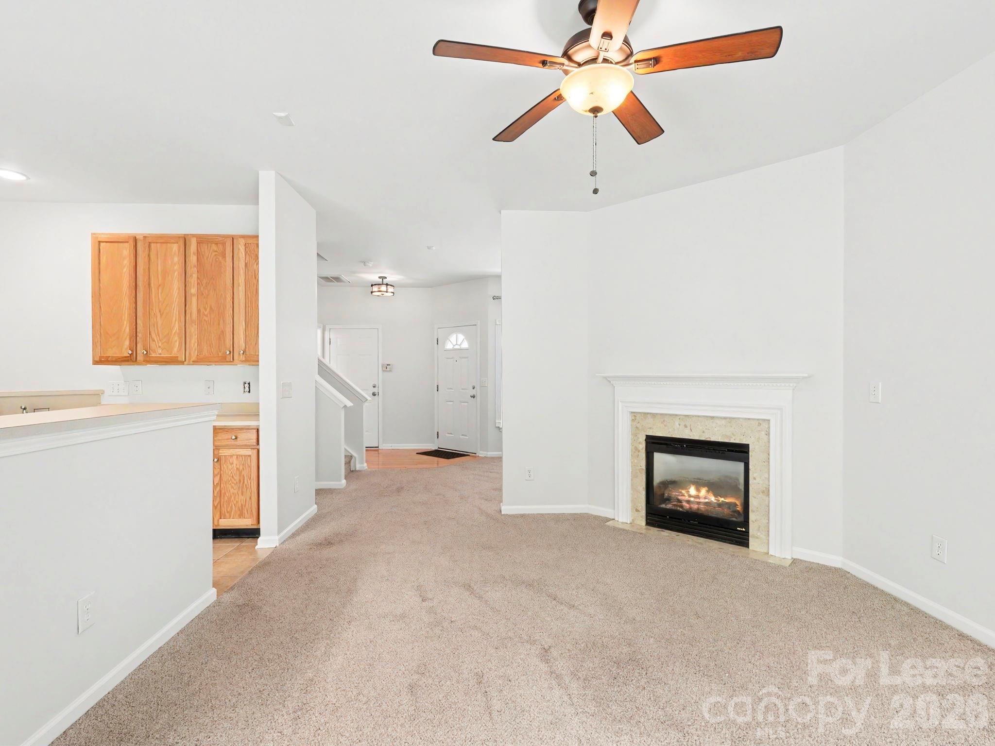 12411 Stratfield Place Circle Property Photo 8