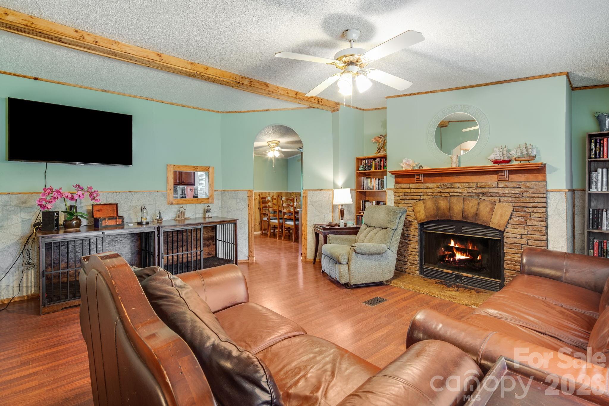 234 White Clover Lane Property Photo 4
