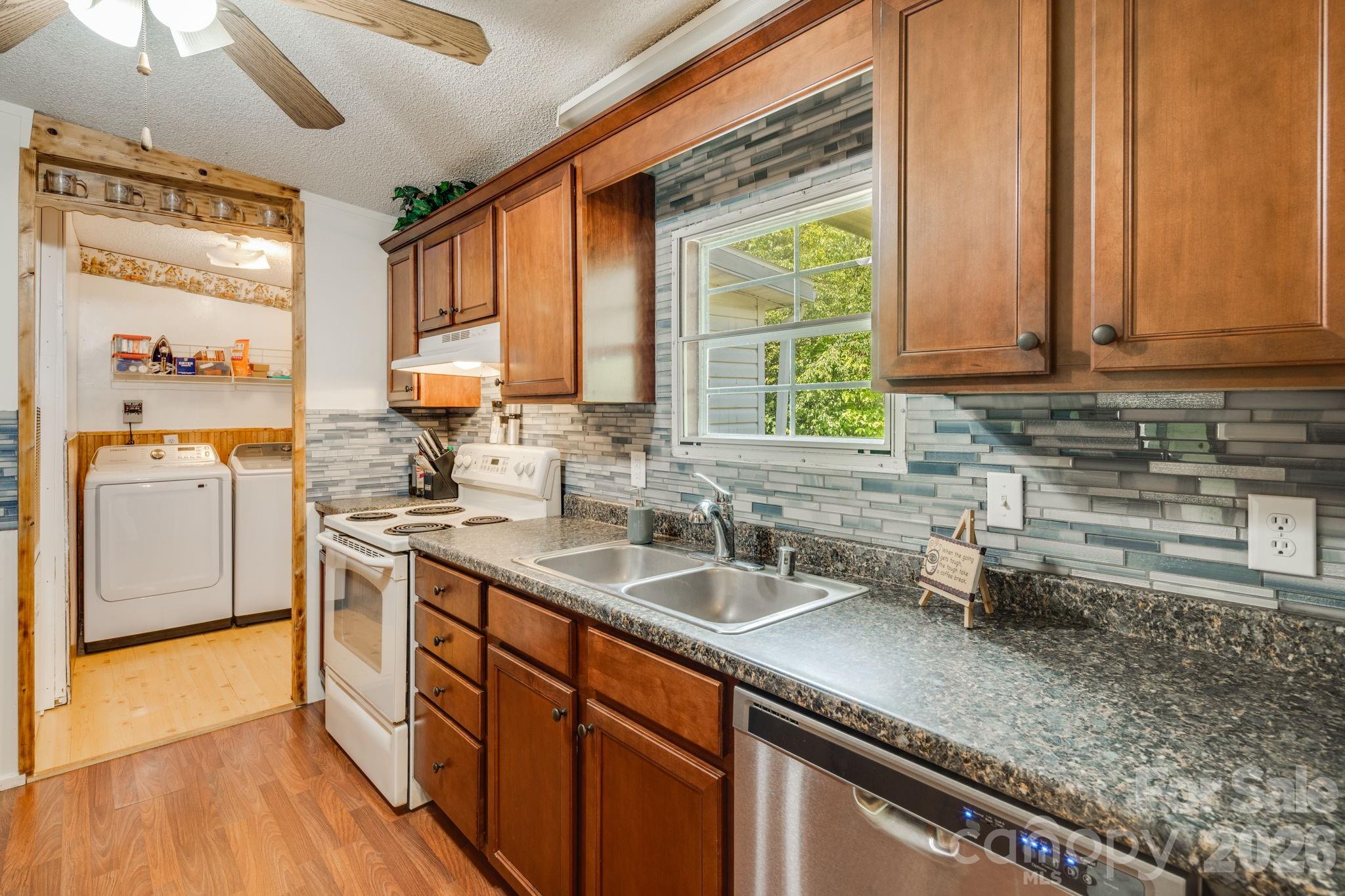 234 White Clover Lane Property Photo 10