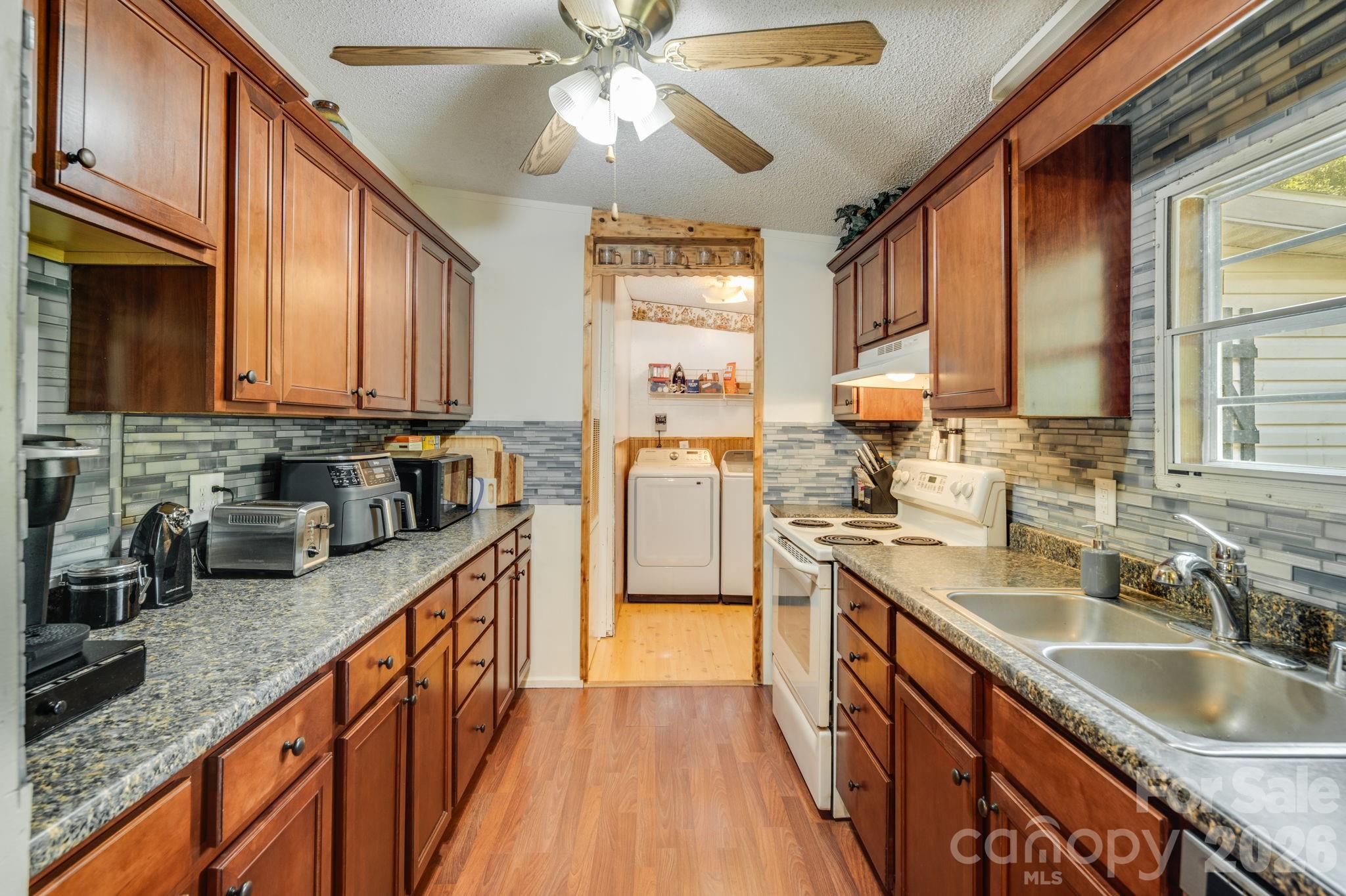 234 White Clover Lane Property Photo 11