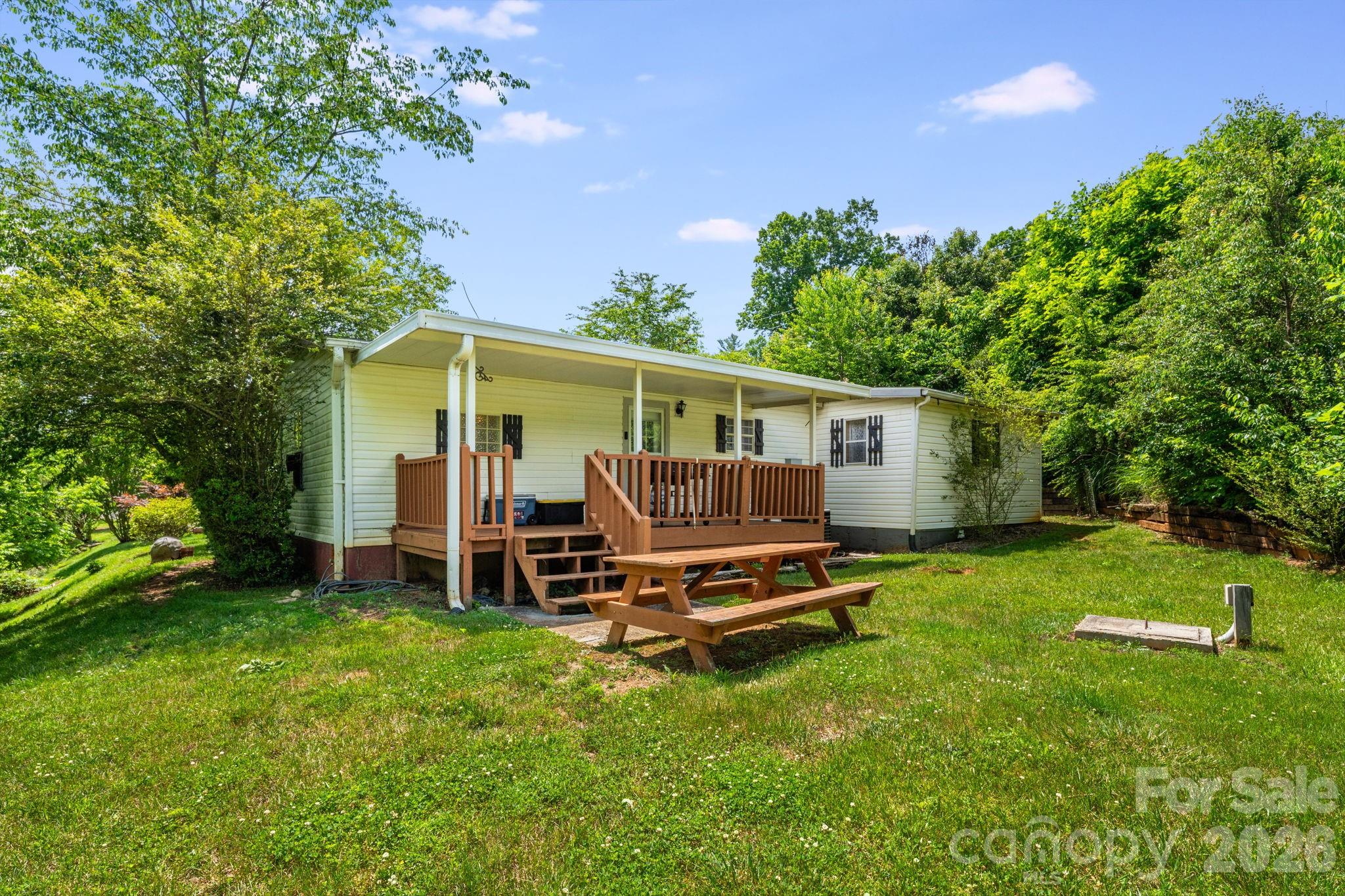 234 White Clover Lane Property Photo 25