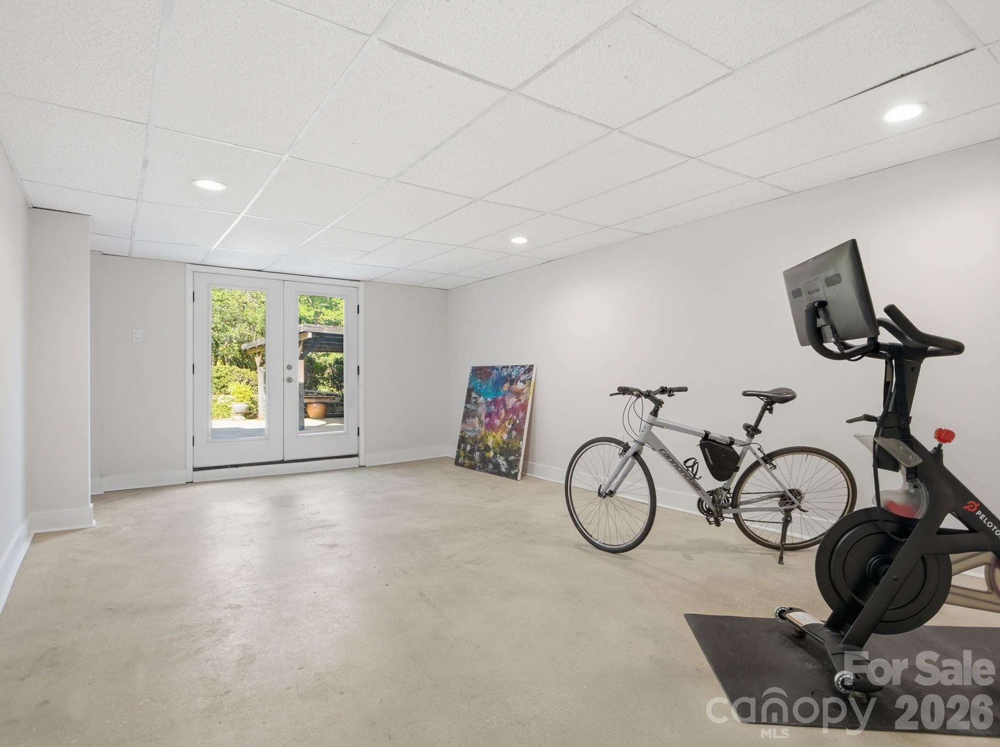 733 Stanfield Drive Property Photo 10