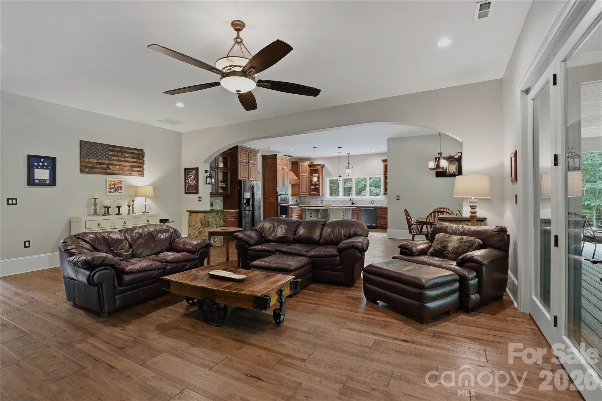 9860 Harvest Lane Property Photo 15
