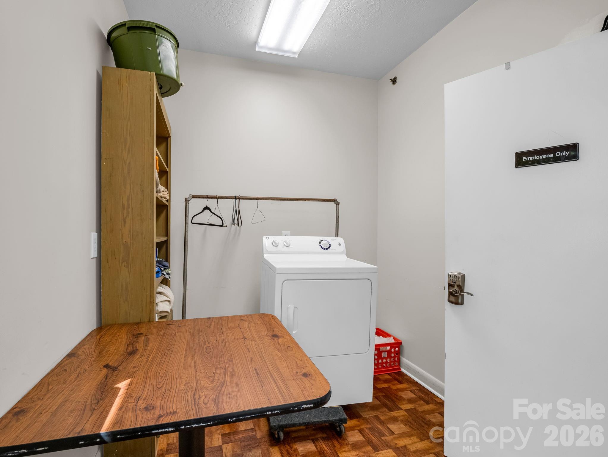 354 Woodland Drive Property Photo 39