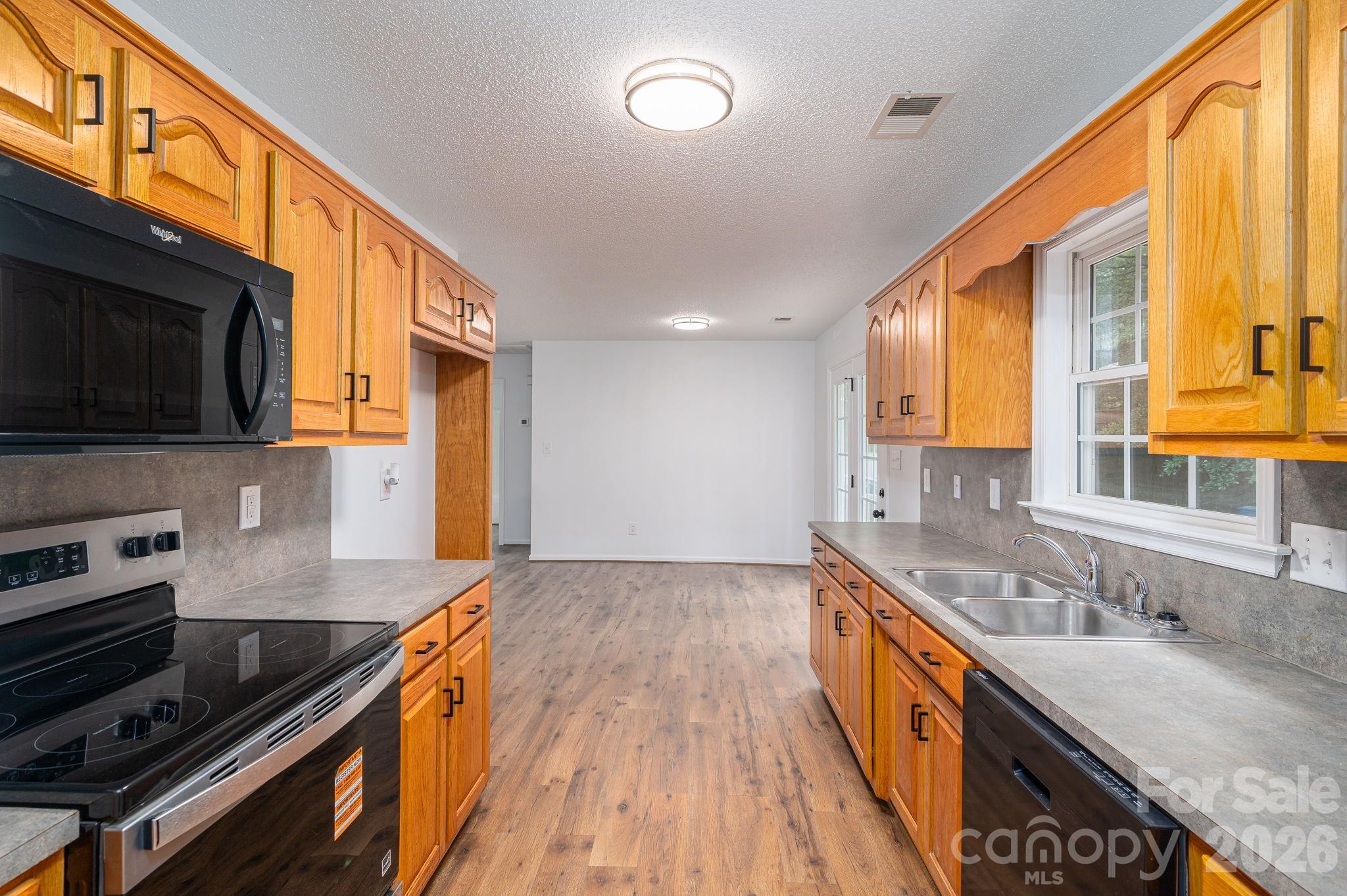 304 Springhill Lane Property Photo 16