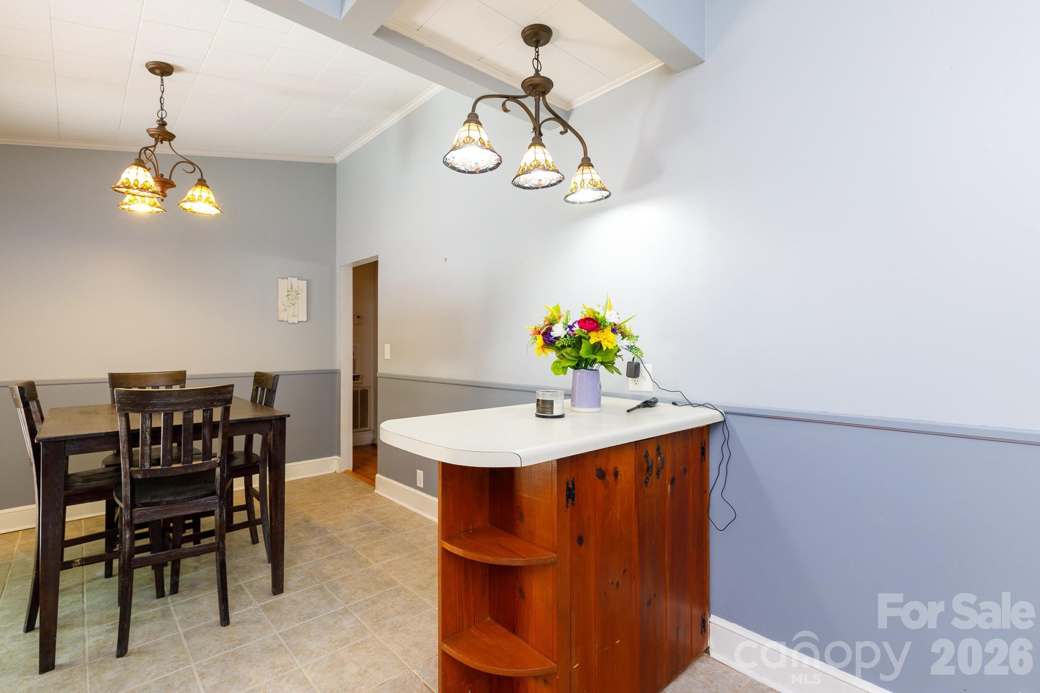 202 Woodlawn Drive Property Photo 10