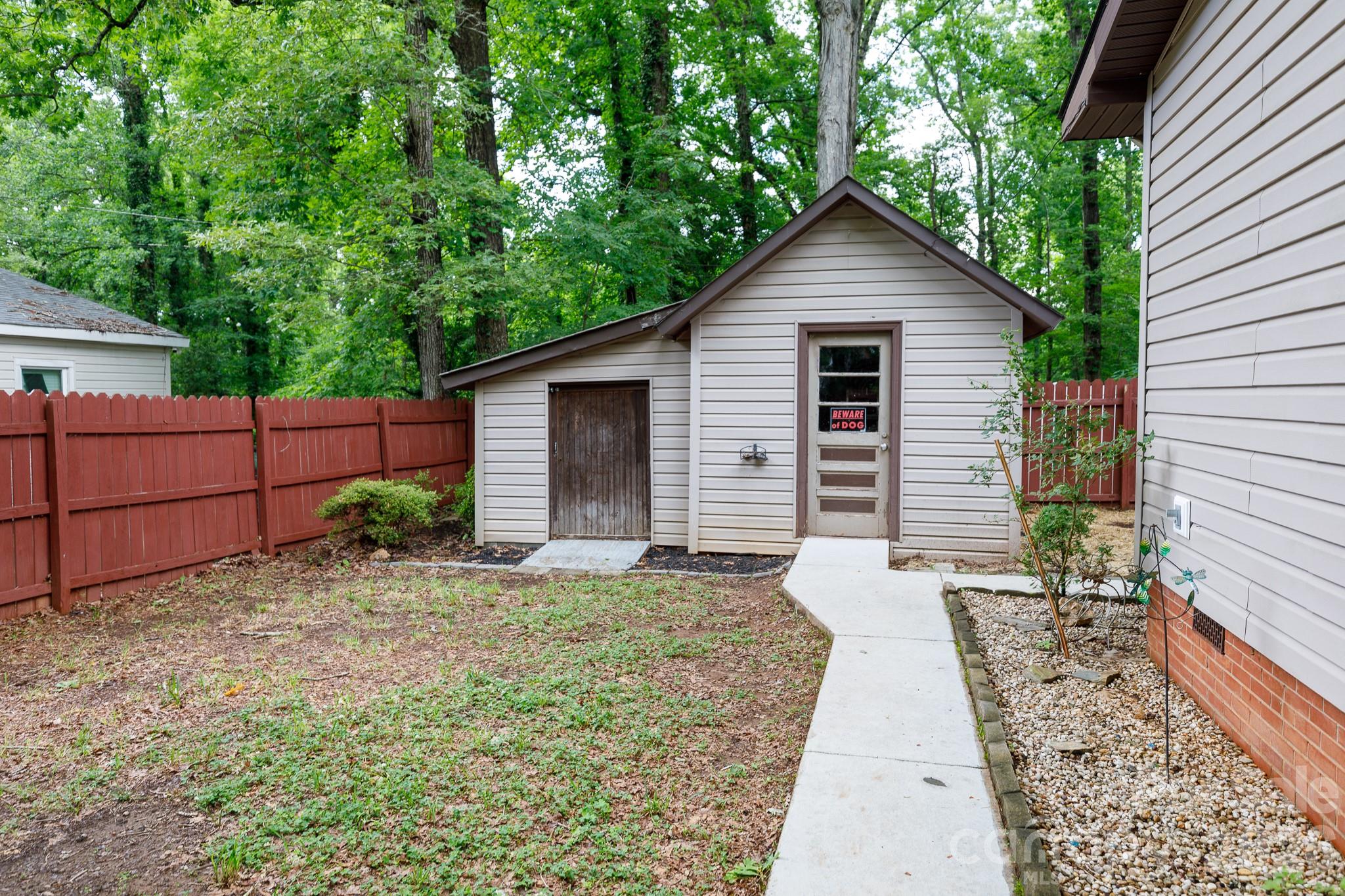 202 Woodlawn Drive Property Photo 26