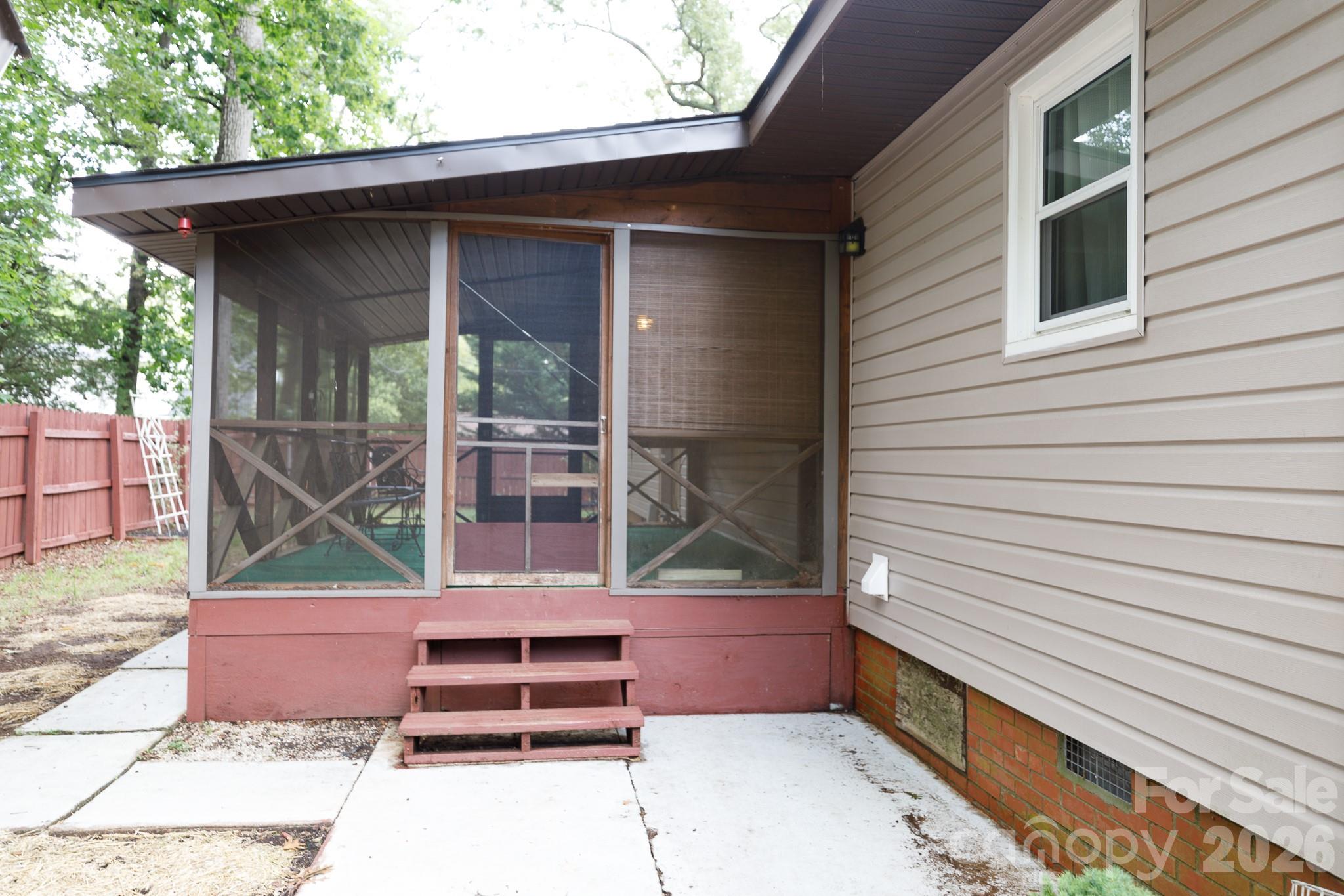 202 Woodlawn Drive Property Photo 27