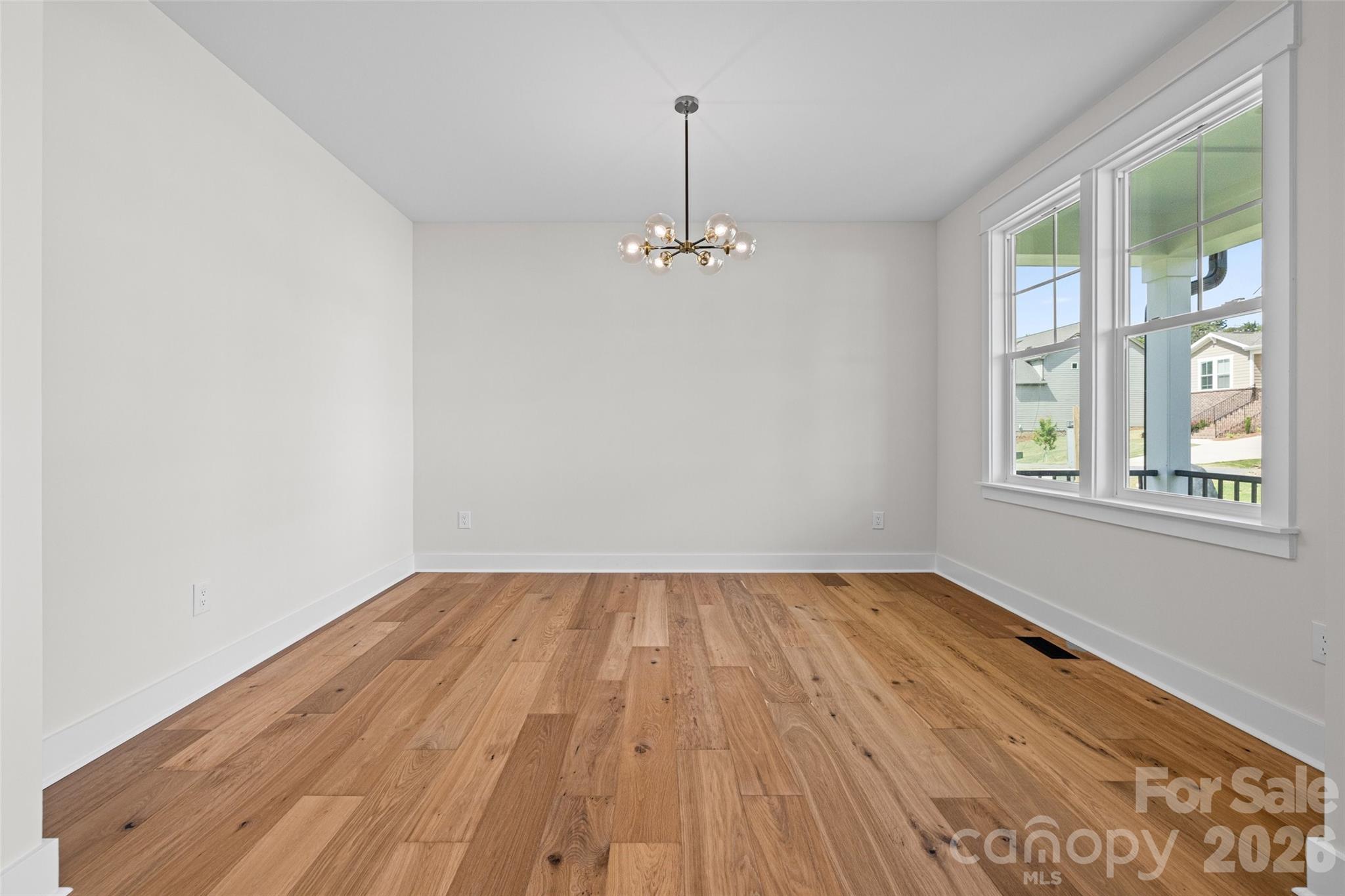 116 Jentri Way Property Photo 6