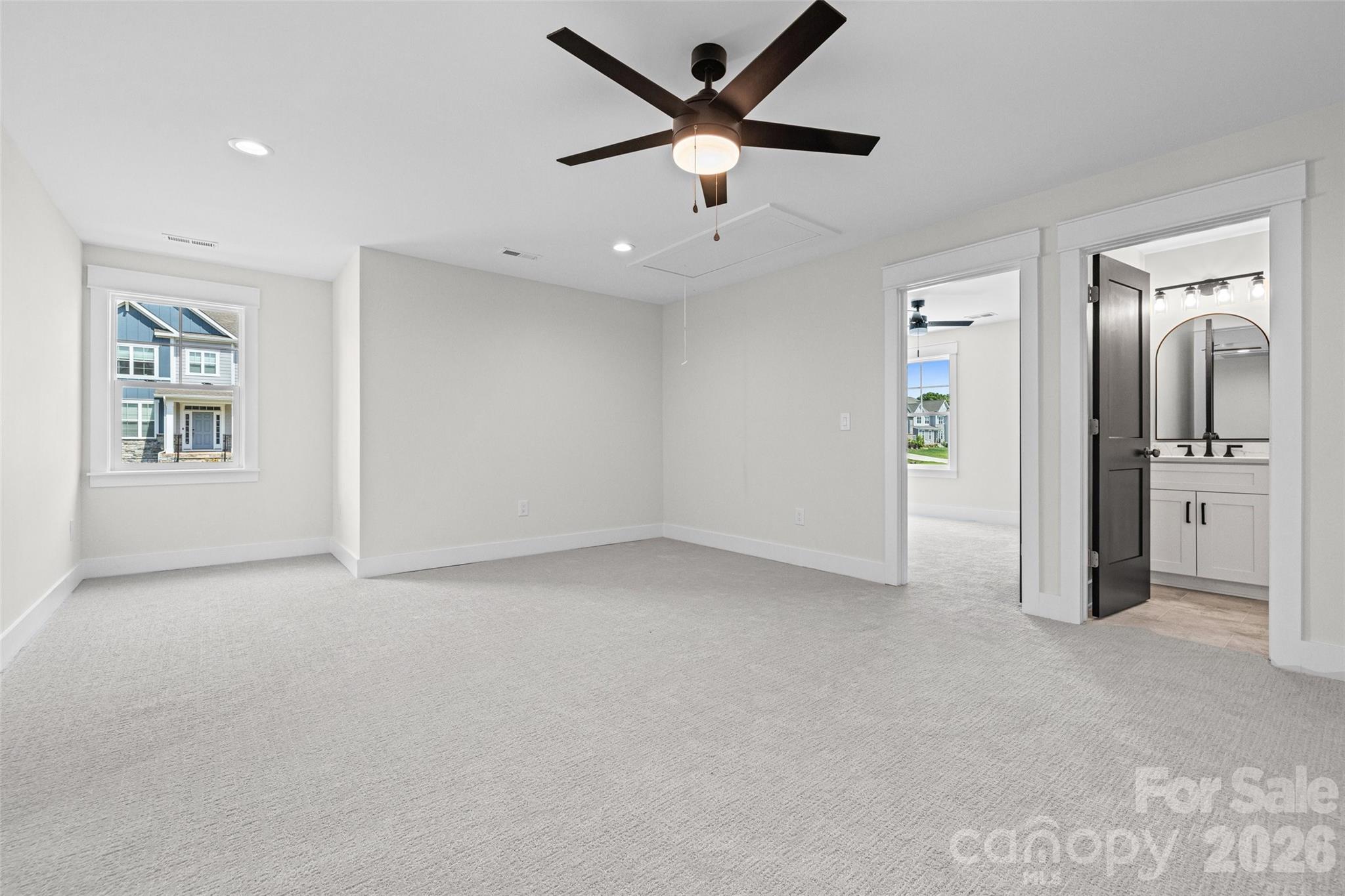 116 Jentri Way Property Photo 32