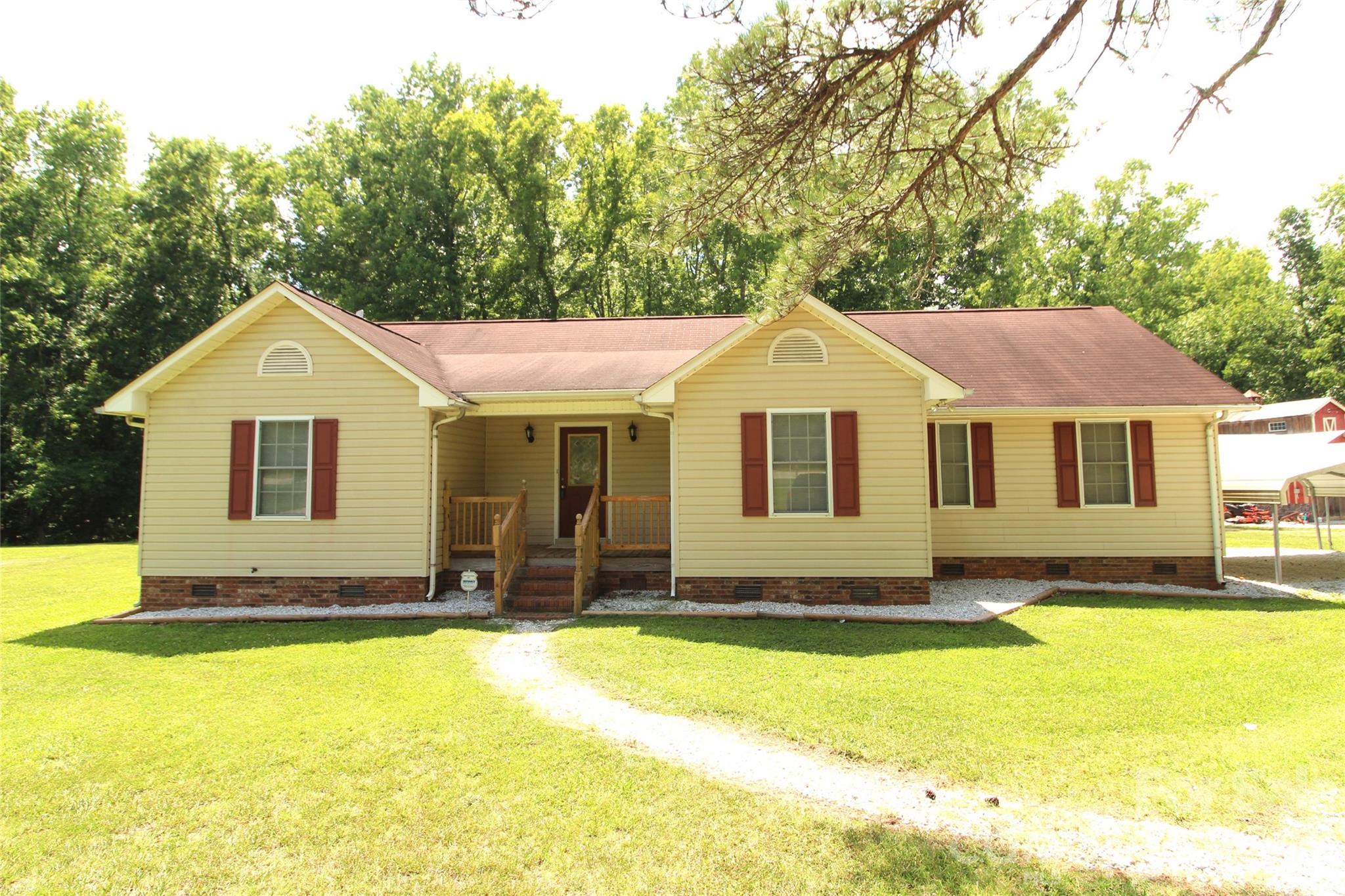865 N Highway 161 Highway Property Photo