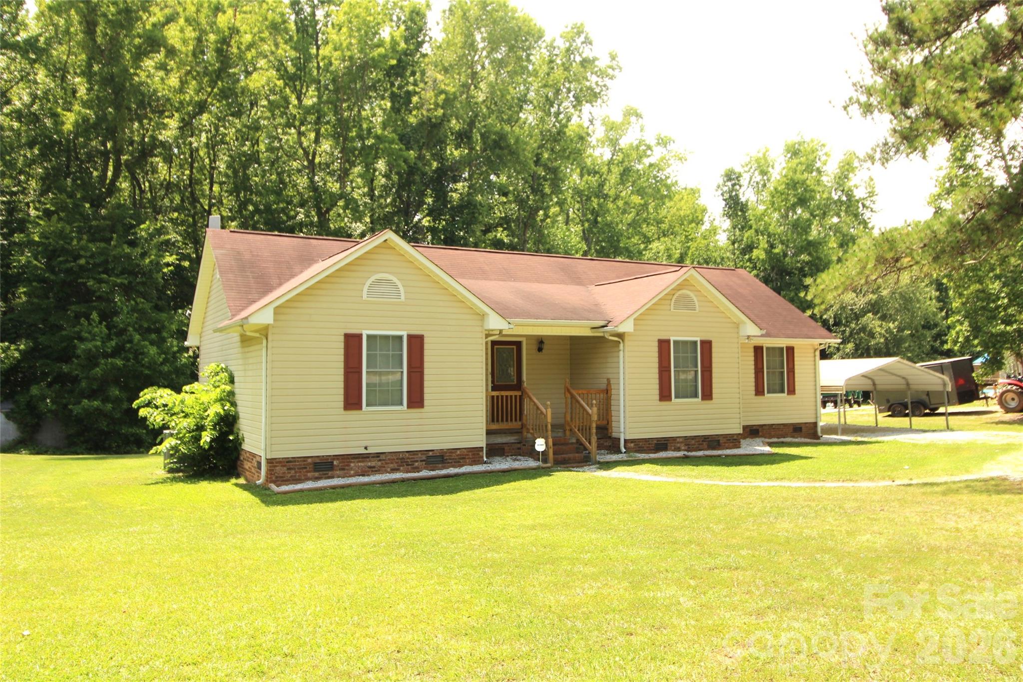865 N Highway 161 Highway Property Photo 2
