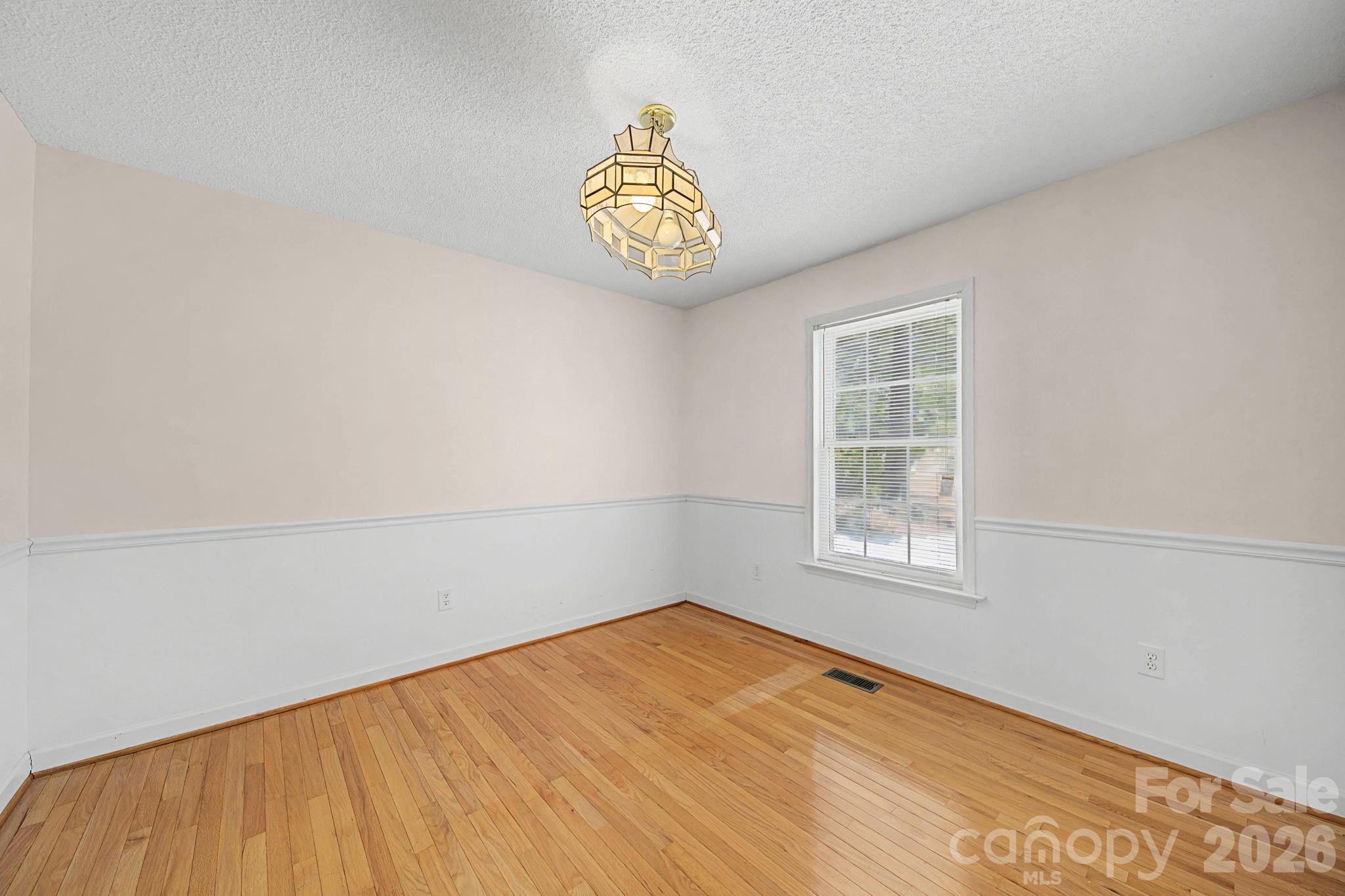 865 N Highway 161 Highway Property Photo 15