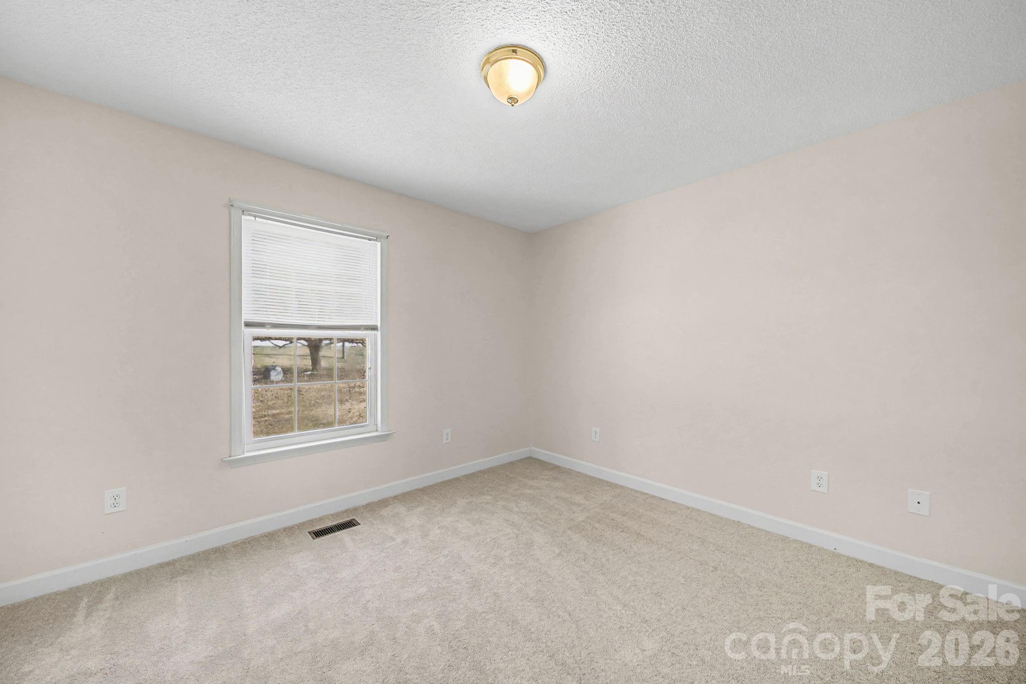 865 N Highway 161 Highway Property Photo 23