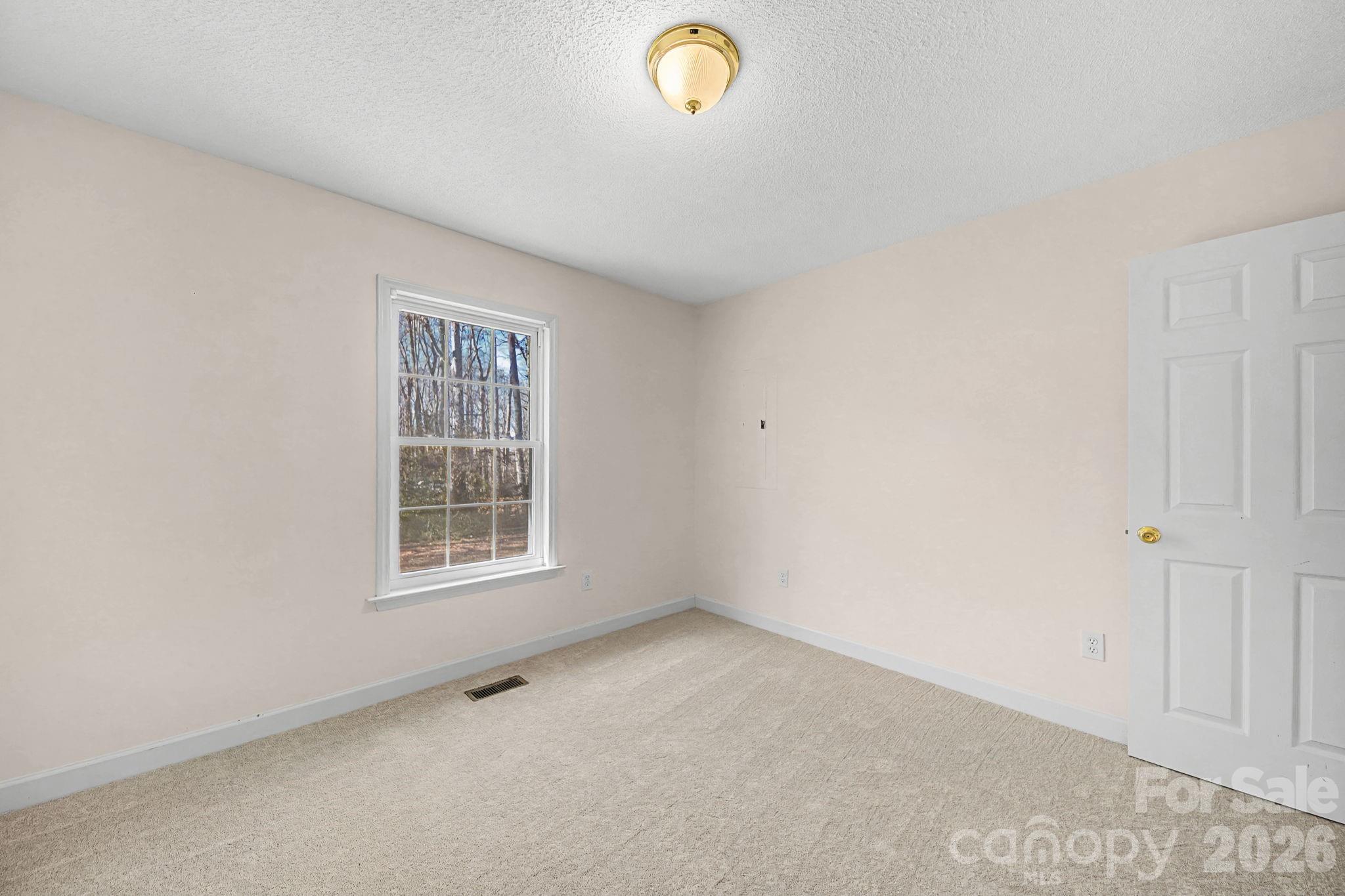 865 N Highway 161 Highway Property Photo 27