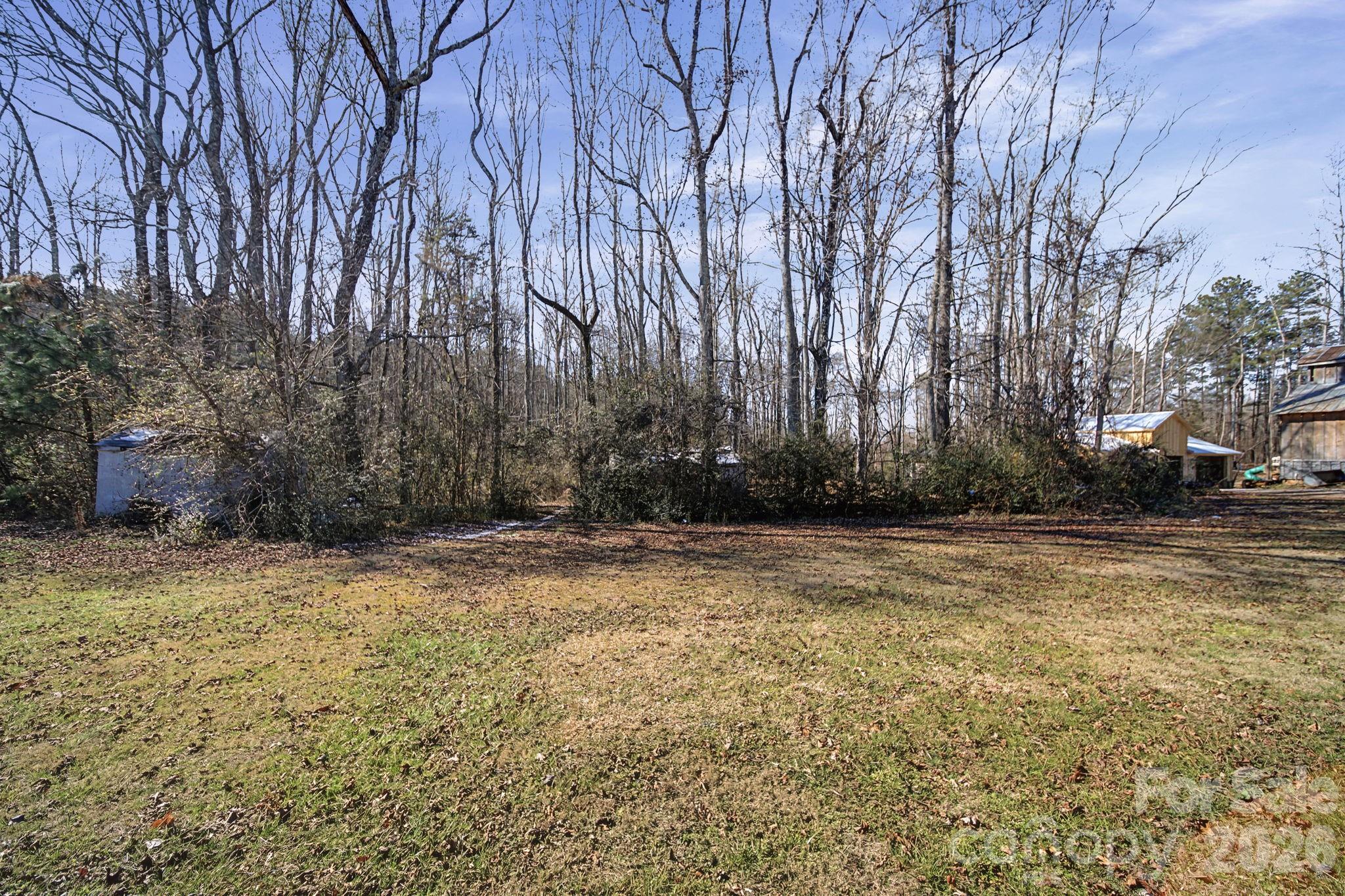 865 N Highway 161 Highway Property Photo 30