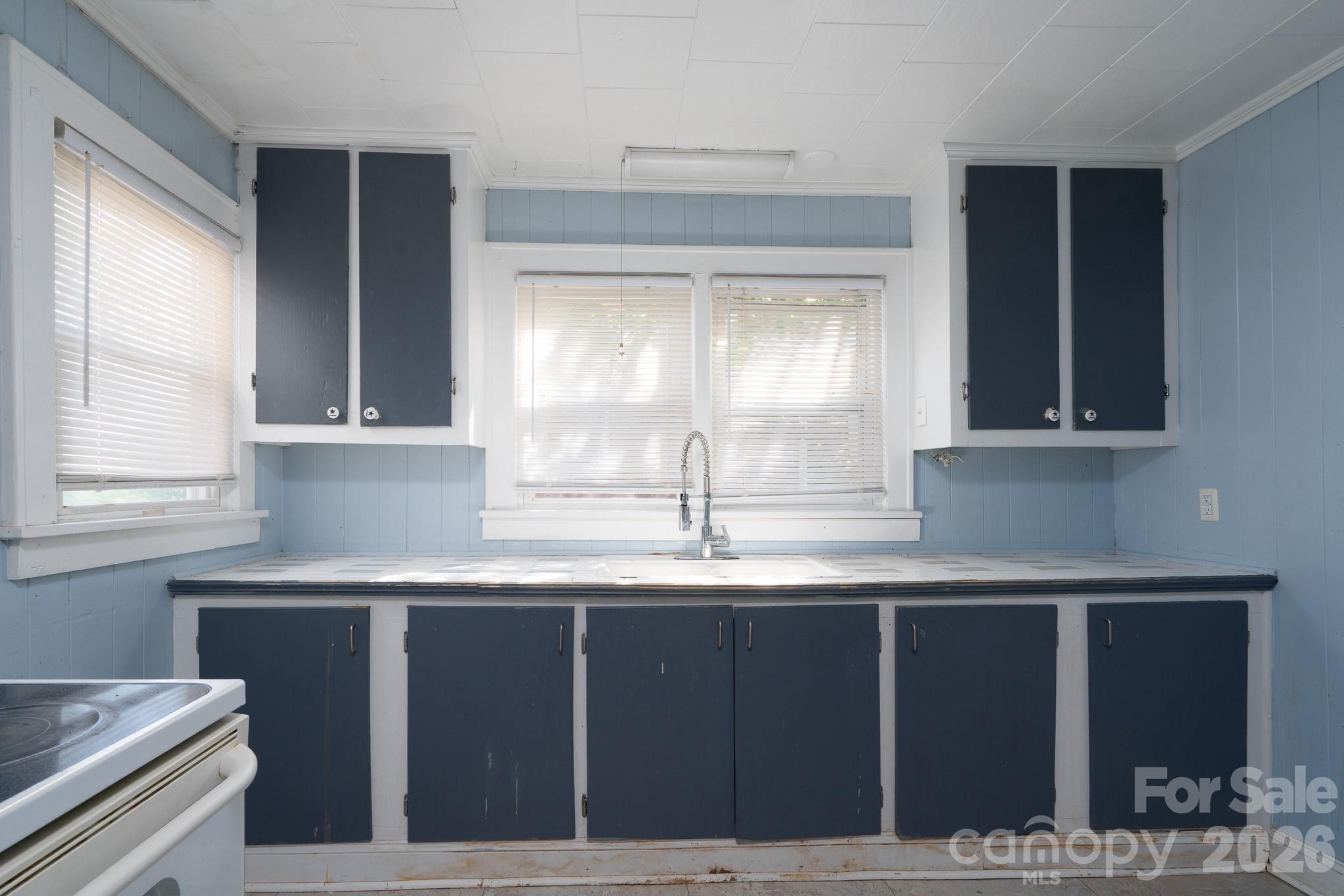 1823 2nd Street Property Photo 12