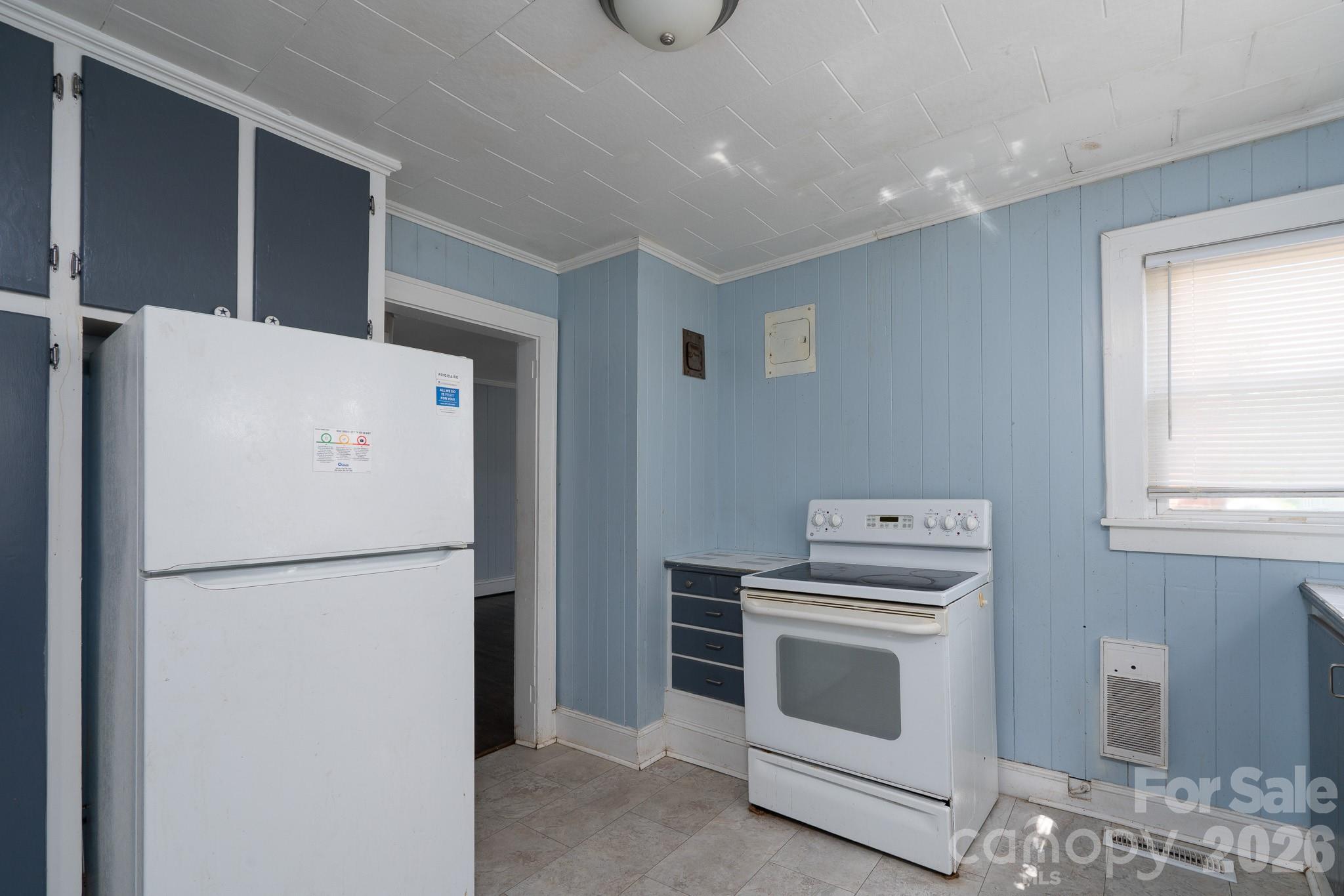 1823 2nd Street Property Photo 13