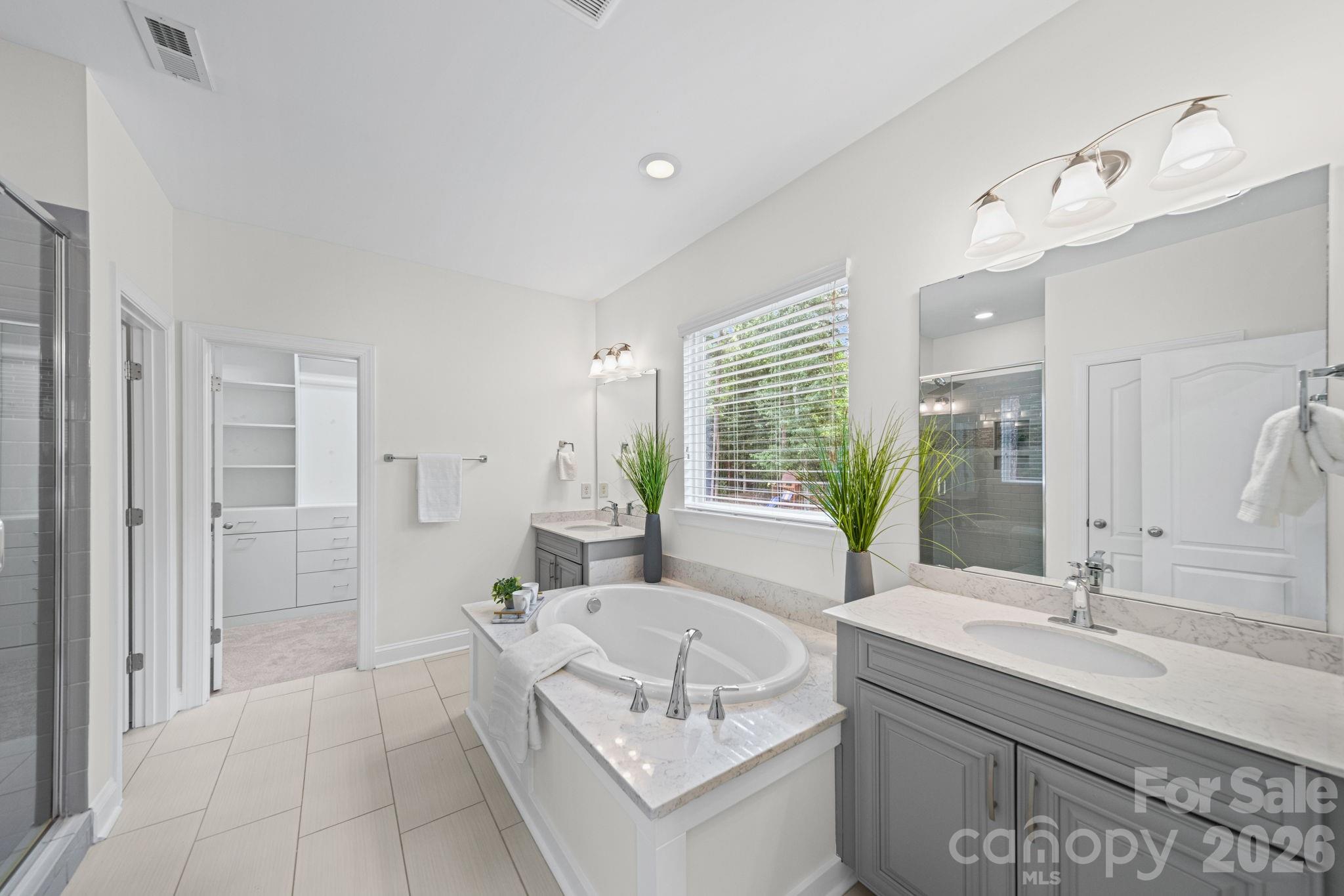 163 Monteray Oaks Circle Property Photo 26
