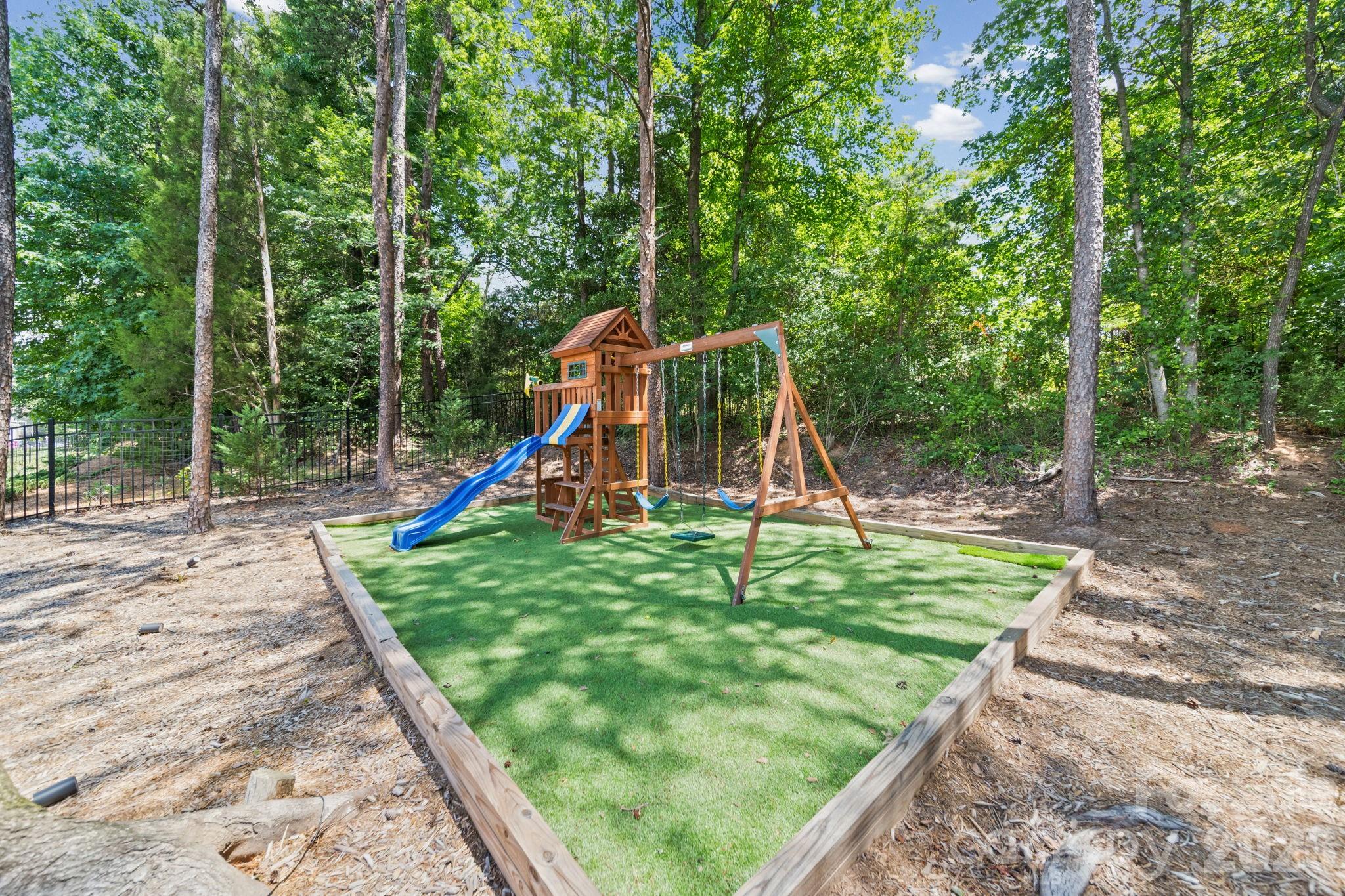 163 Monteray Oaks Circle Property Photo 40