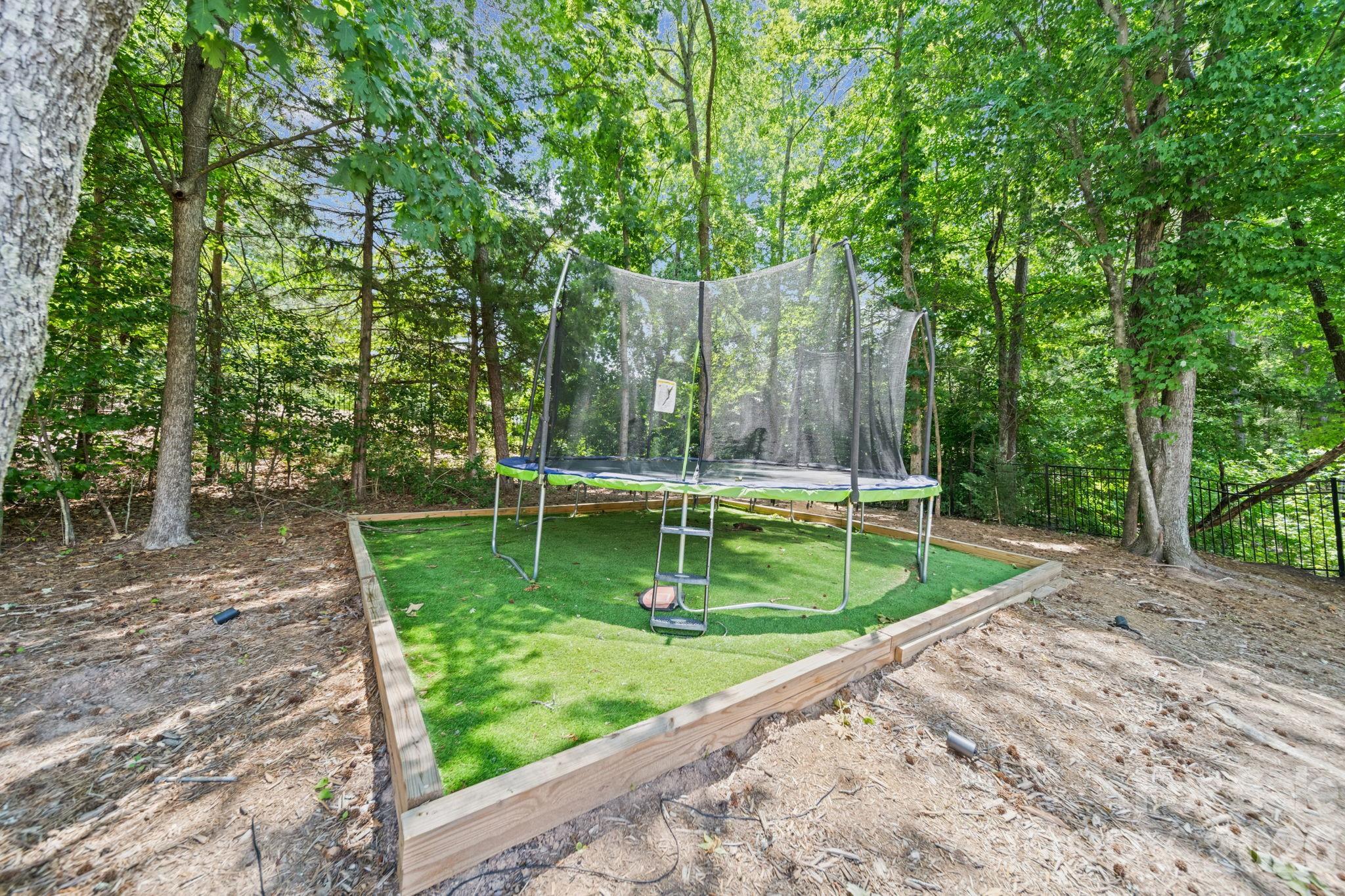 163 Monteray Oaks Circle Property Photo 41