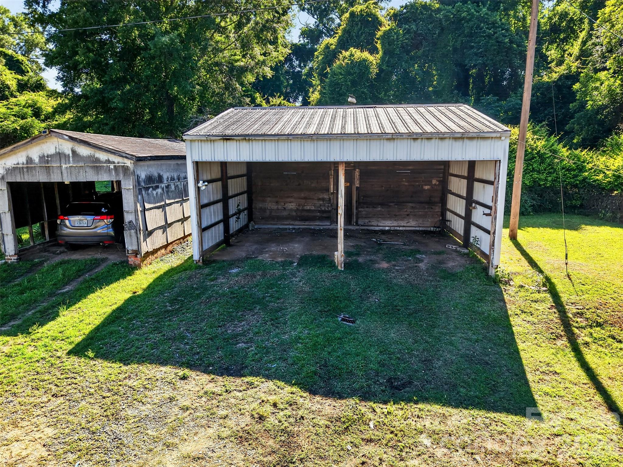 32 Pinecrest Avenue Property Photo 41