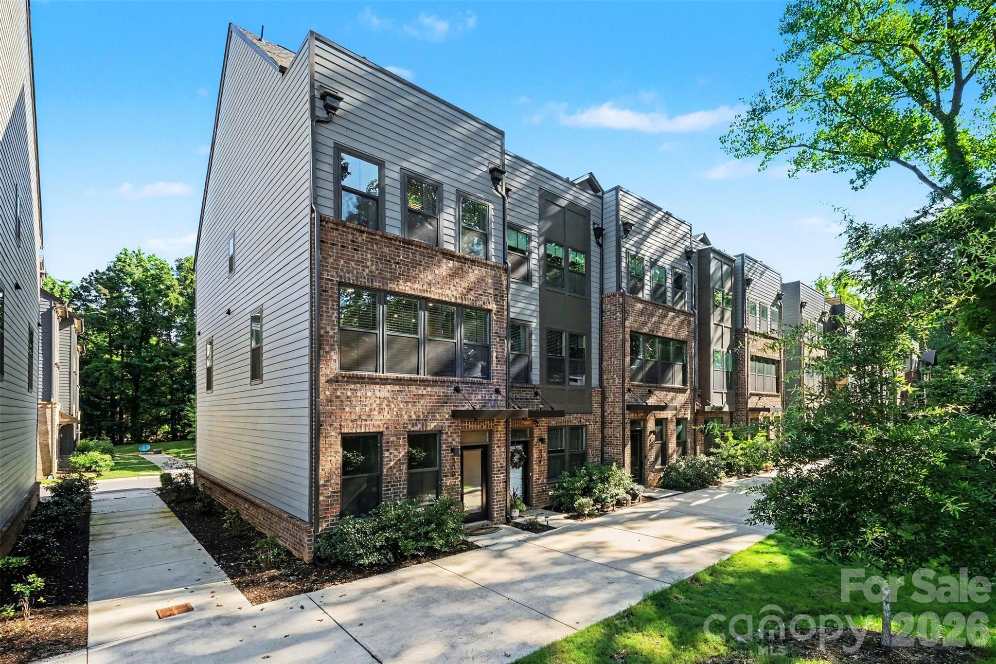300 Twinflower Lane Property Photo 2