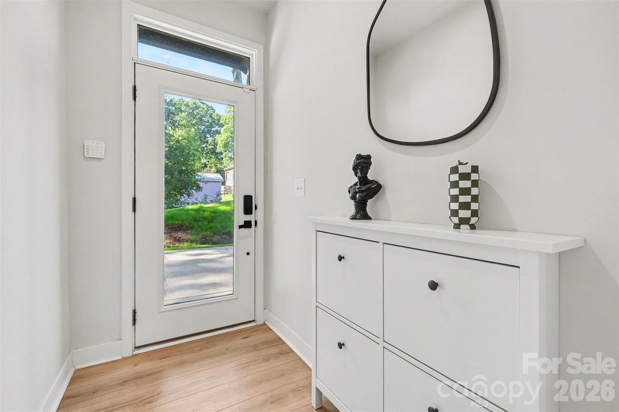 300 Twinflower Lane Property Photo 3