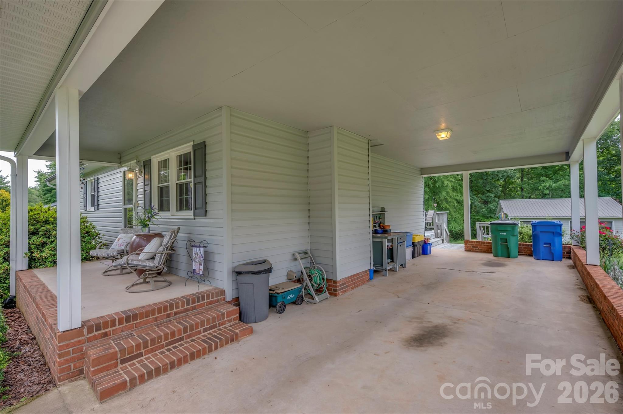 236 Cardinal Road 43 Property Photo 9